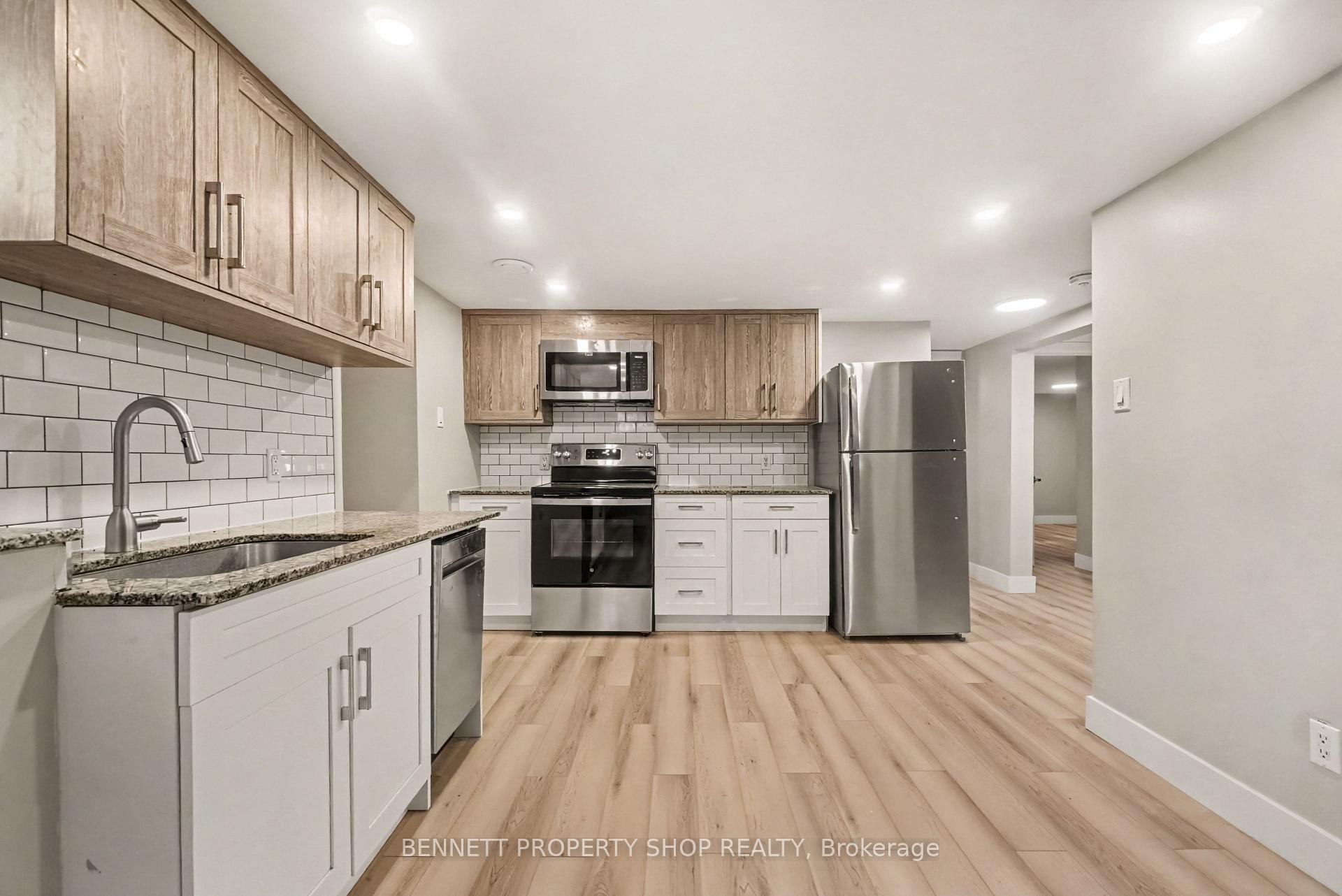 Photo 11 of 1308 Rustic Drive, Ottawa, Parkway Park — HOMEH