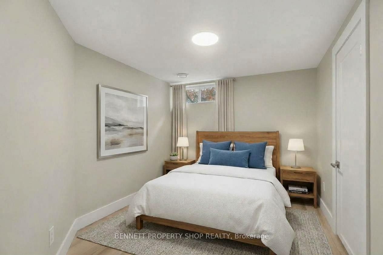 Photo 14 of 1308 Rustic Drive, Ottawa, Parkway Park — HOMEH