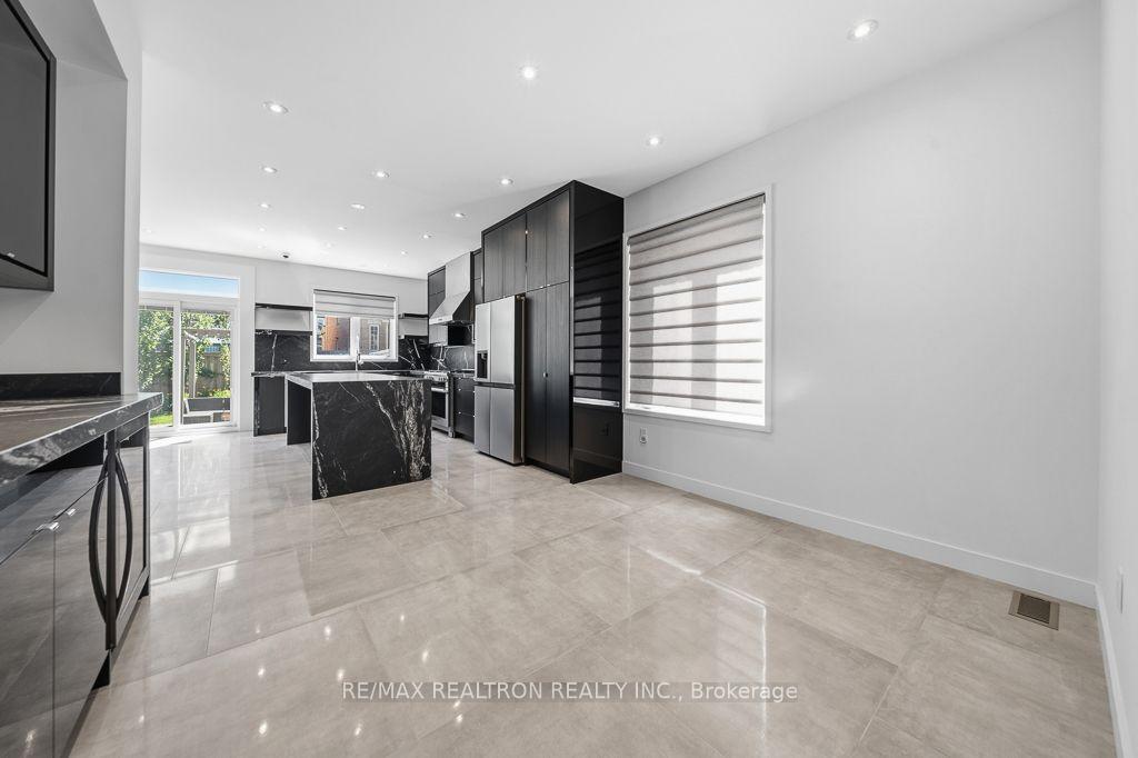 Photo 6 of 55 Headwind Boulevard, Vaughan, Vellore Village — HOMEH