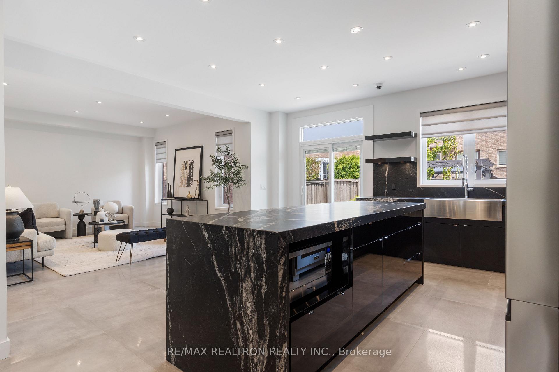 Photo 9 of 55 Headwind Boulevard, Vaughan, Vellore Village — HOMEH