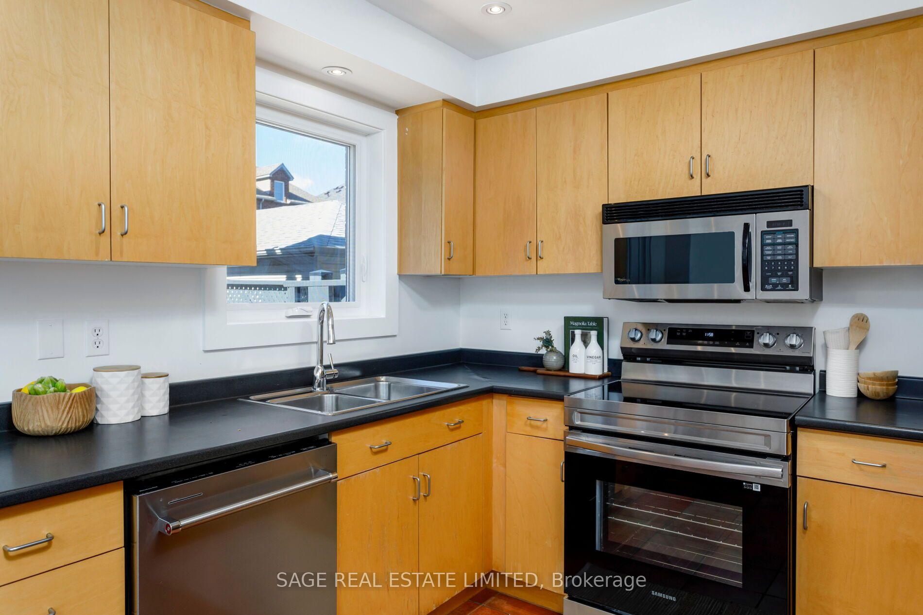 Photo 15 of 1176 Shaw Street, Toronto, Wychwood — HOMEH