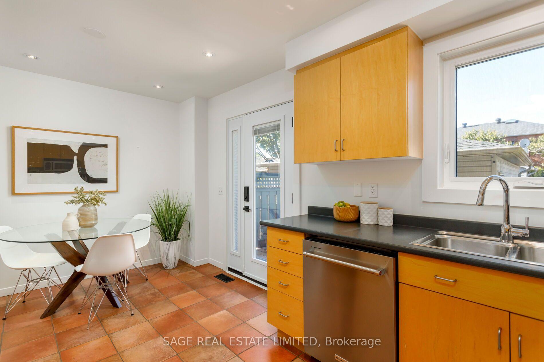 Photo 16 of 1176 Shaw Street, Toronto, Wychwood — HOMEH