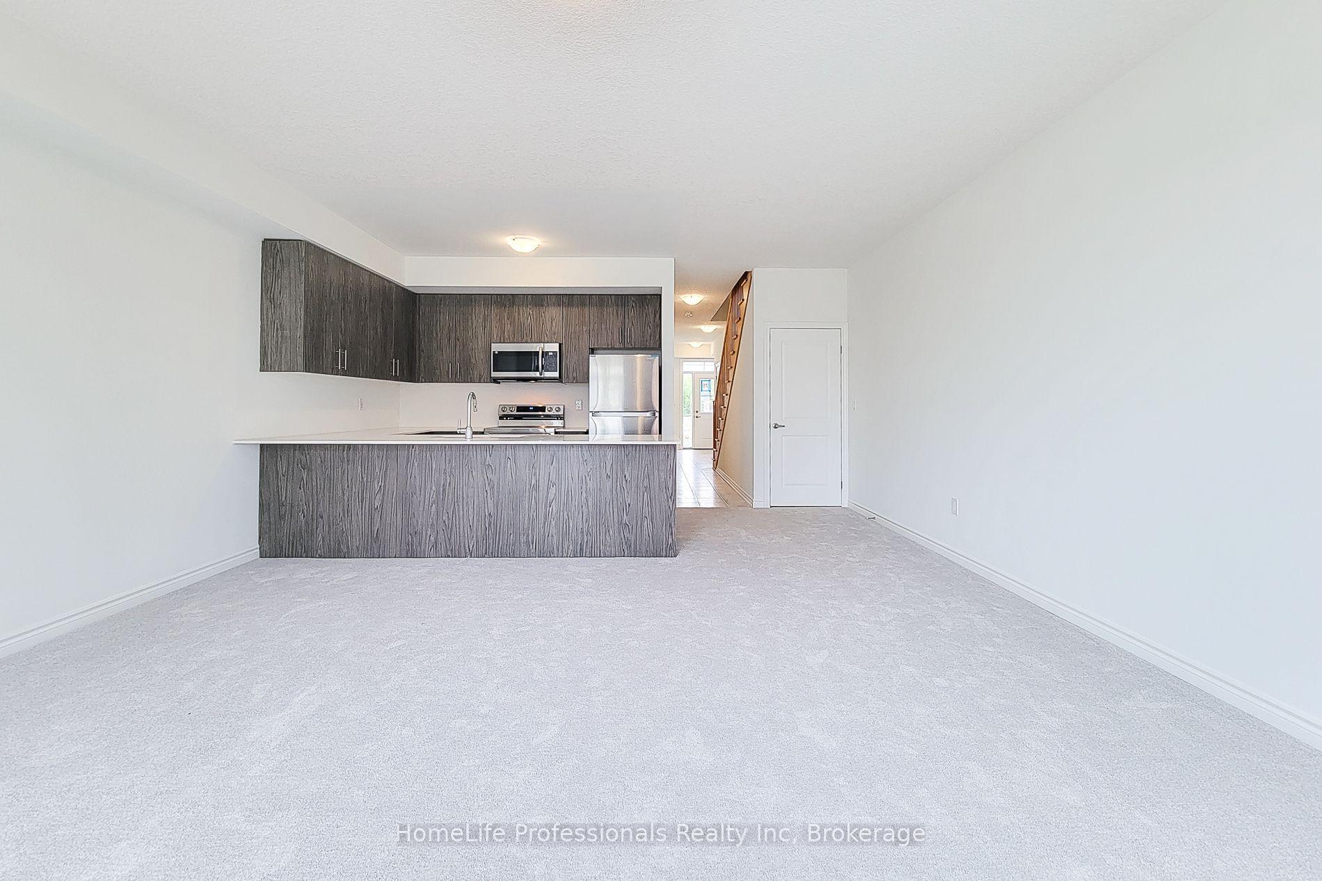 Photo 16 of 4 Elite Crescent, Haldimand — HOMEH