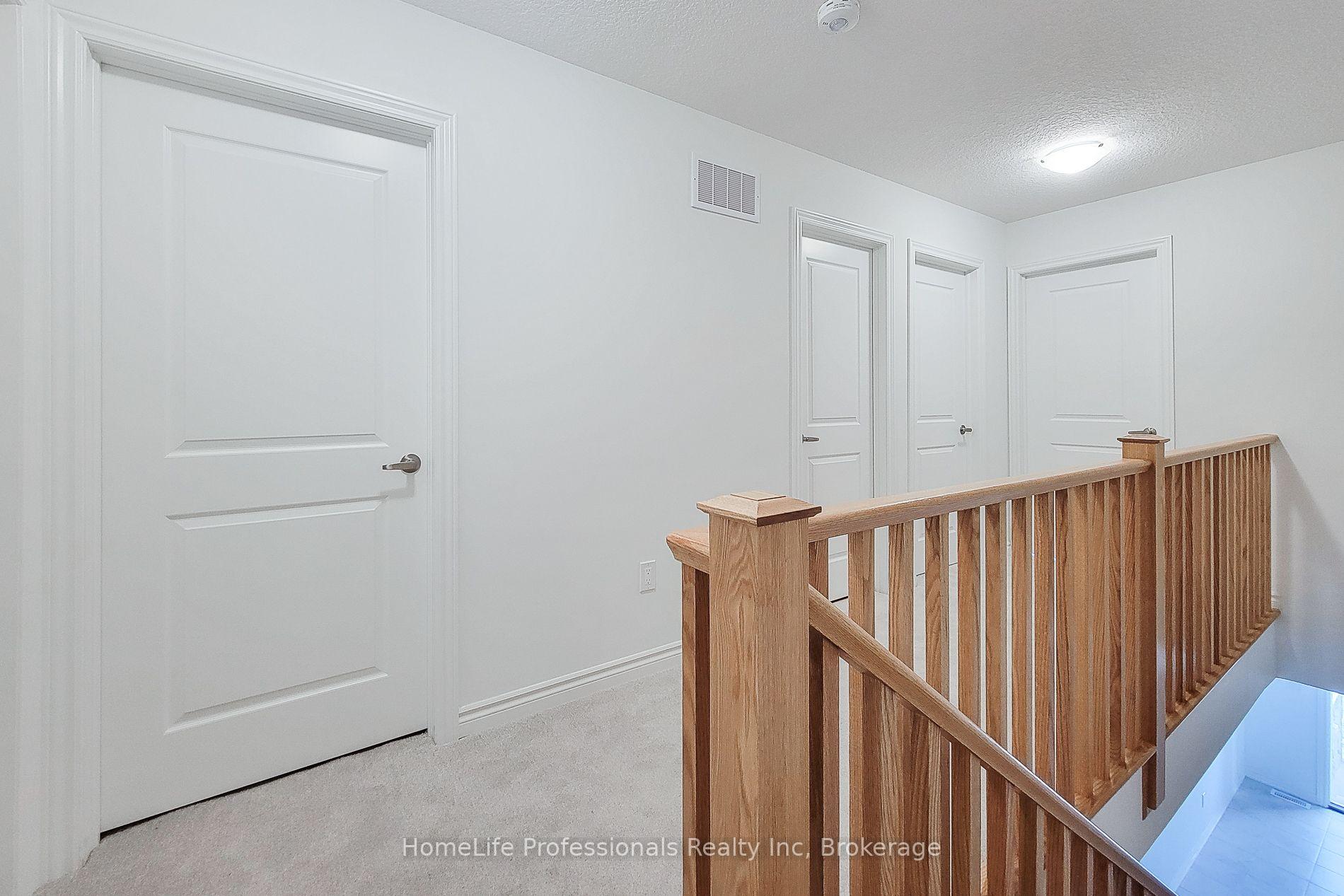 Photo 32 of 4 Elite Crescent, Haldimand — HOMEH