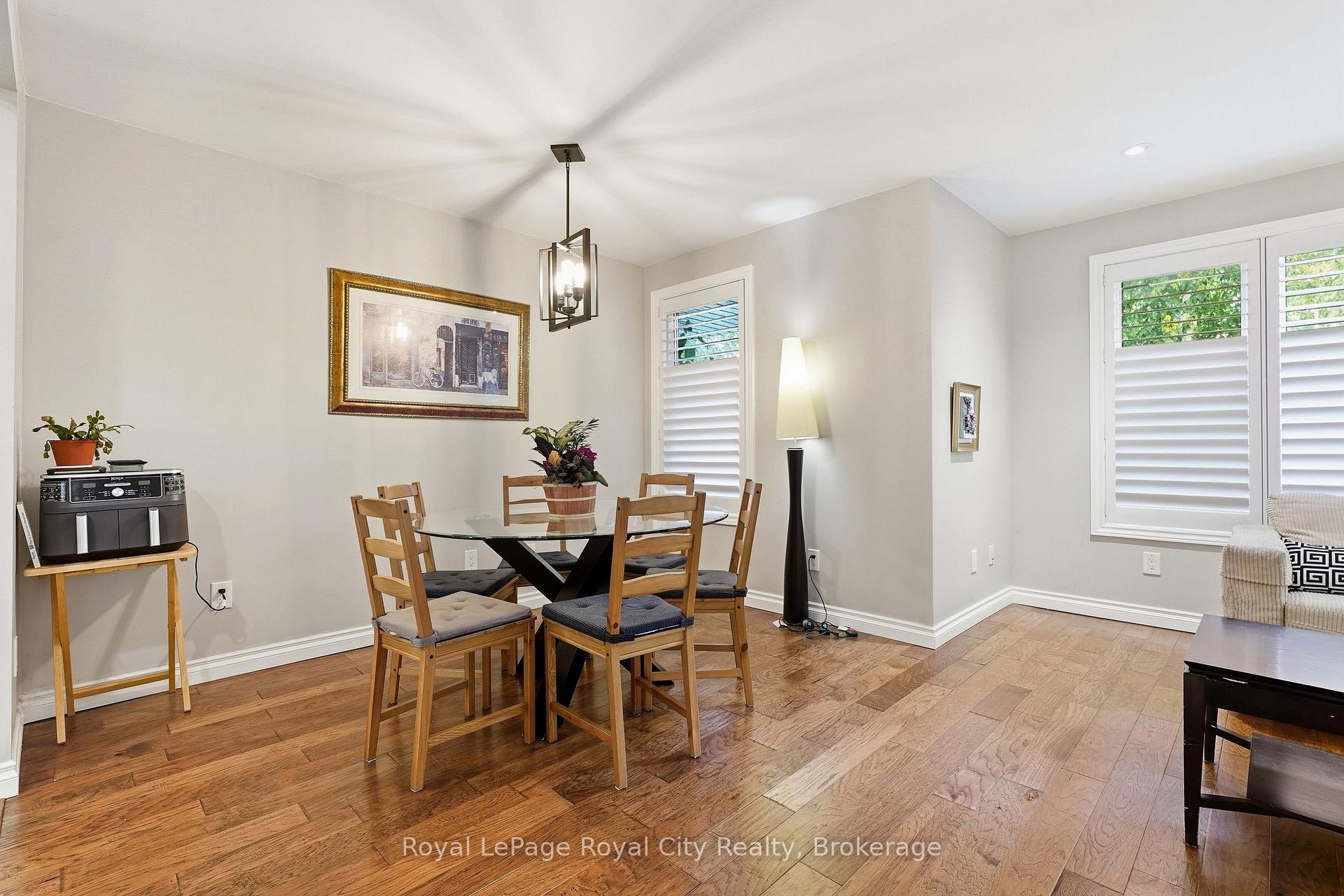Photo 12 of Unit UPPER, 37 Mcilwraith Crescent, Guelph, Grange Road — HOMEH