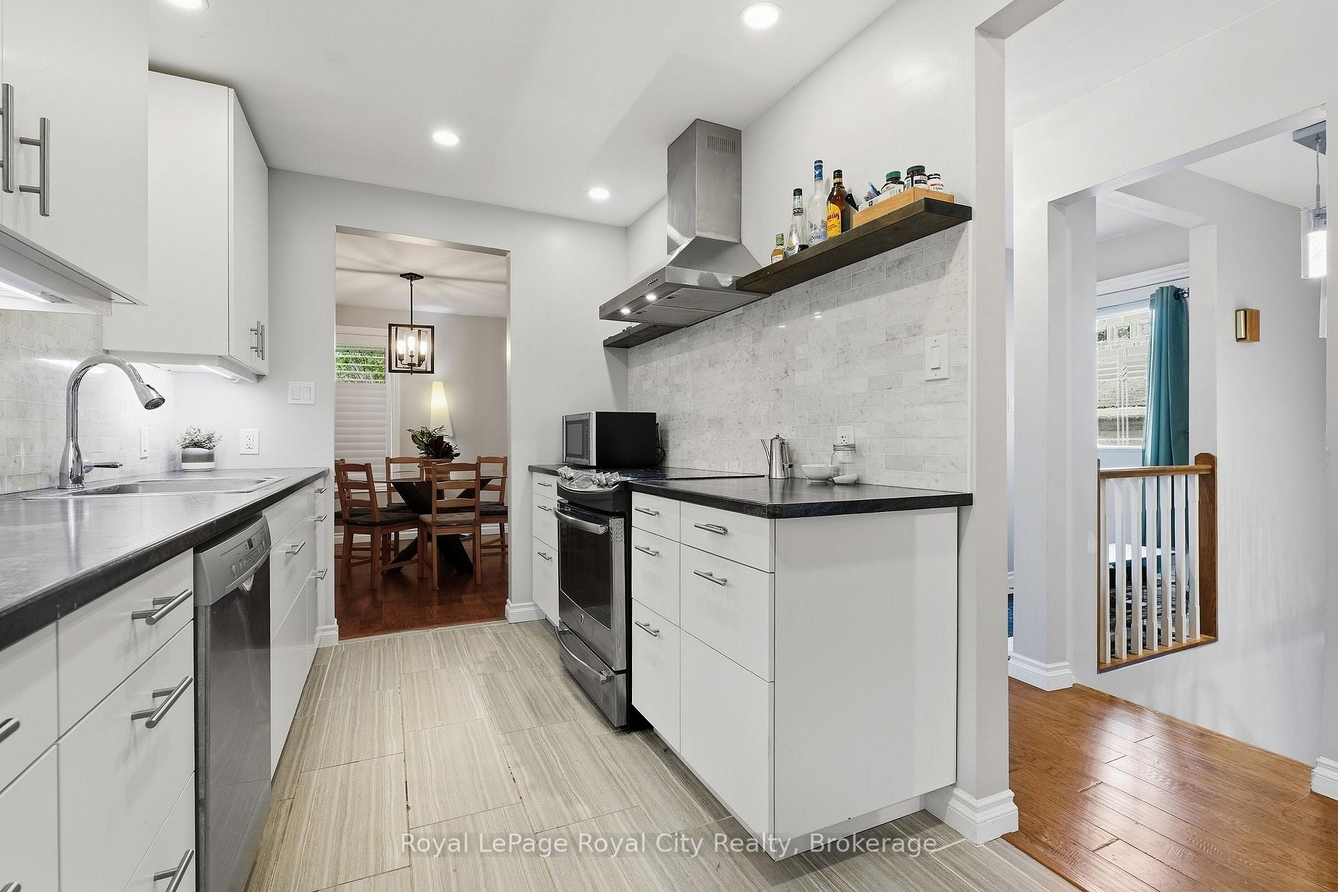 Photo 14 of Unit UPPER, 37 Mcilwraith Crescent, Guelph, Grange Road — HOMEH