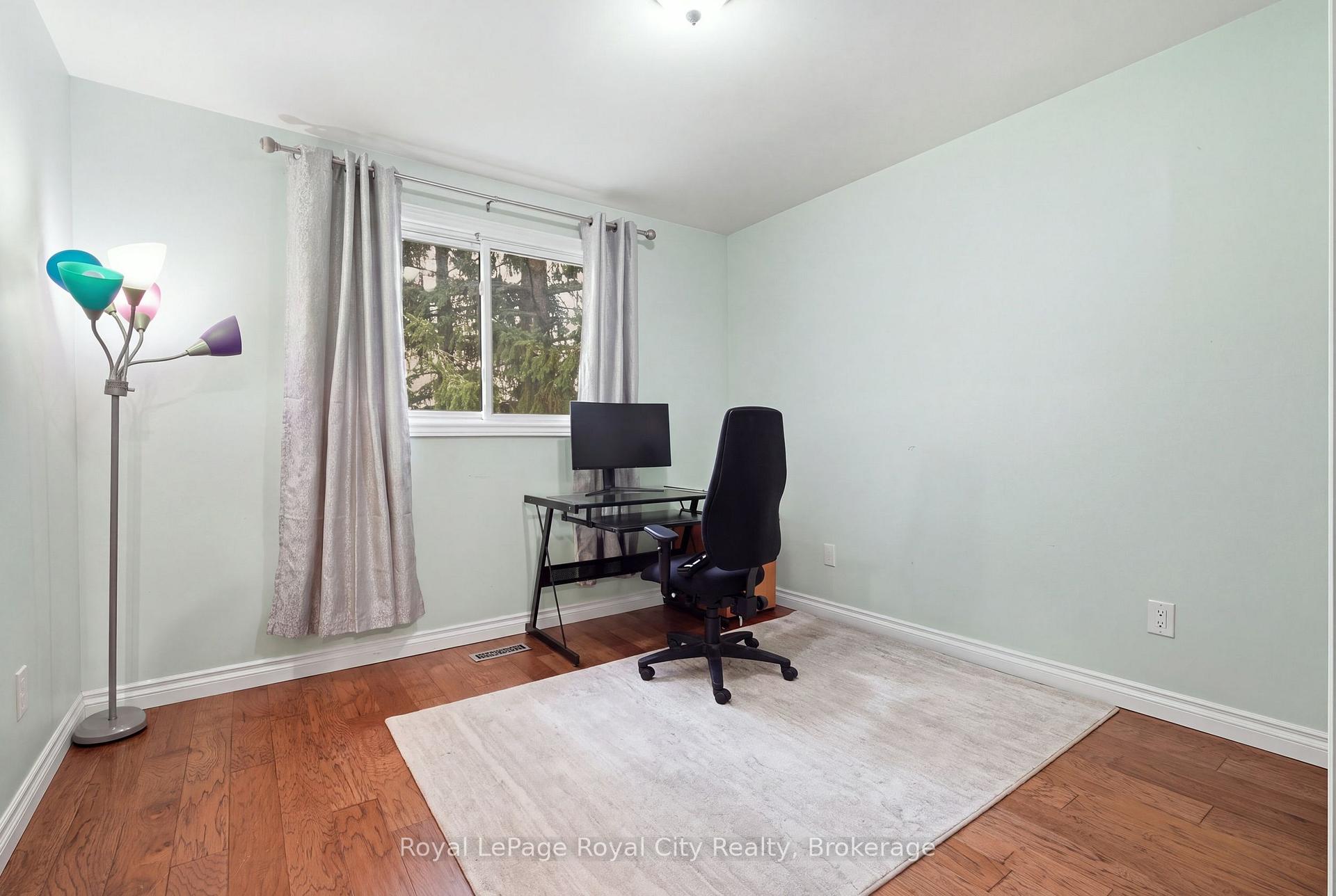 Photo 21 of Unit UPPER, 37 Mcilwraith Crescent, Guelph, Grange Road — HOMEH