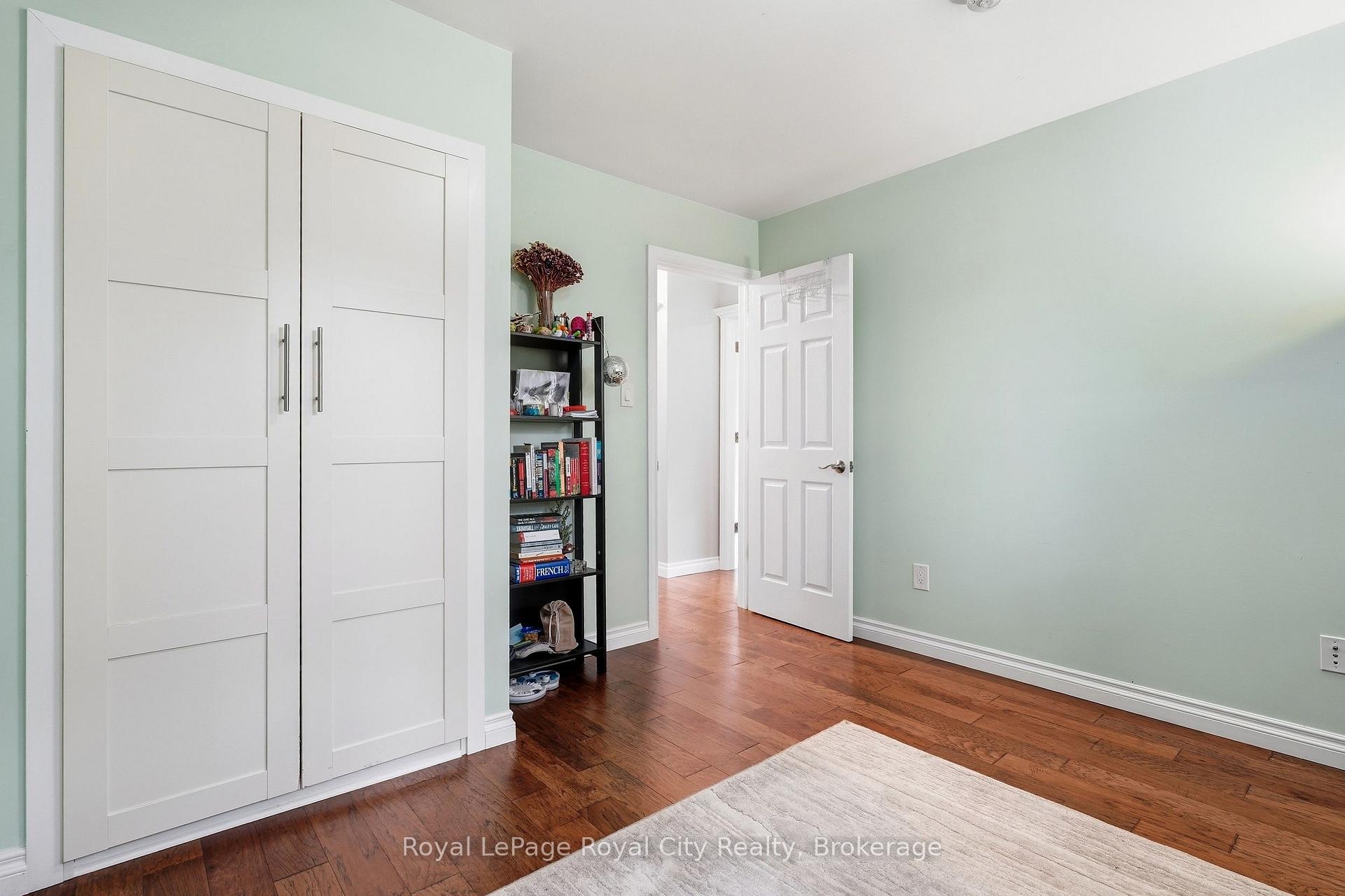 Photo 22 of Unit UPPER, 37 Mcilwraith Crescent, Guelph, Grange Road — HOMEH