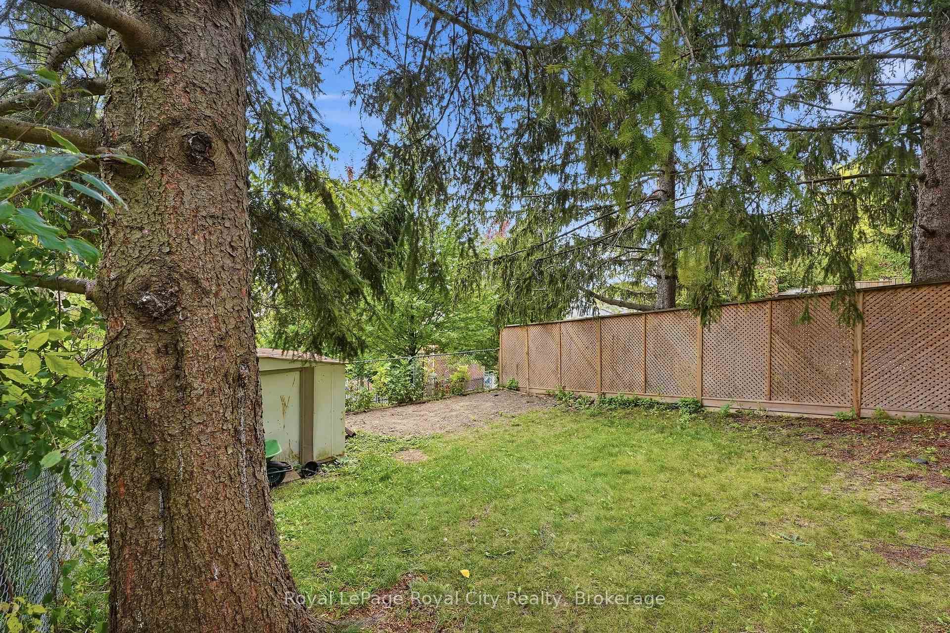 Photo 29 of Unit UPPER, 37 Mcilwraith Crescent, Guelph, Grange Road — HOMEH
