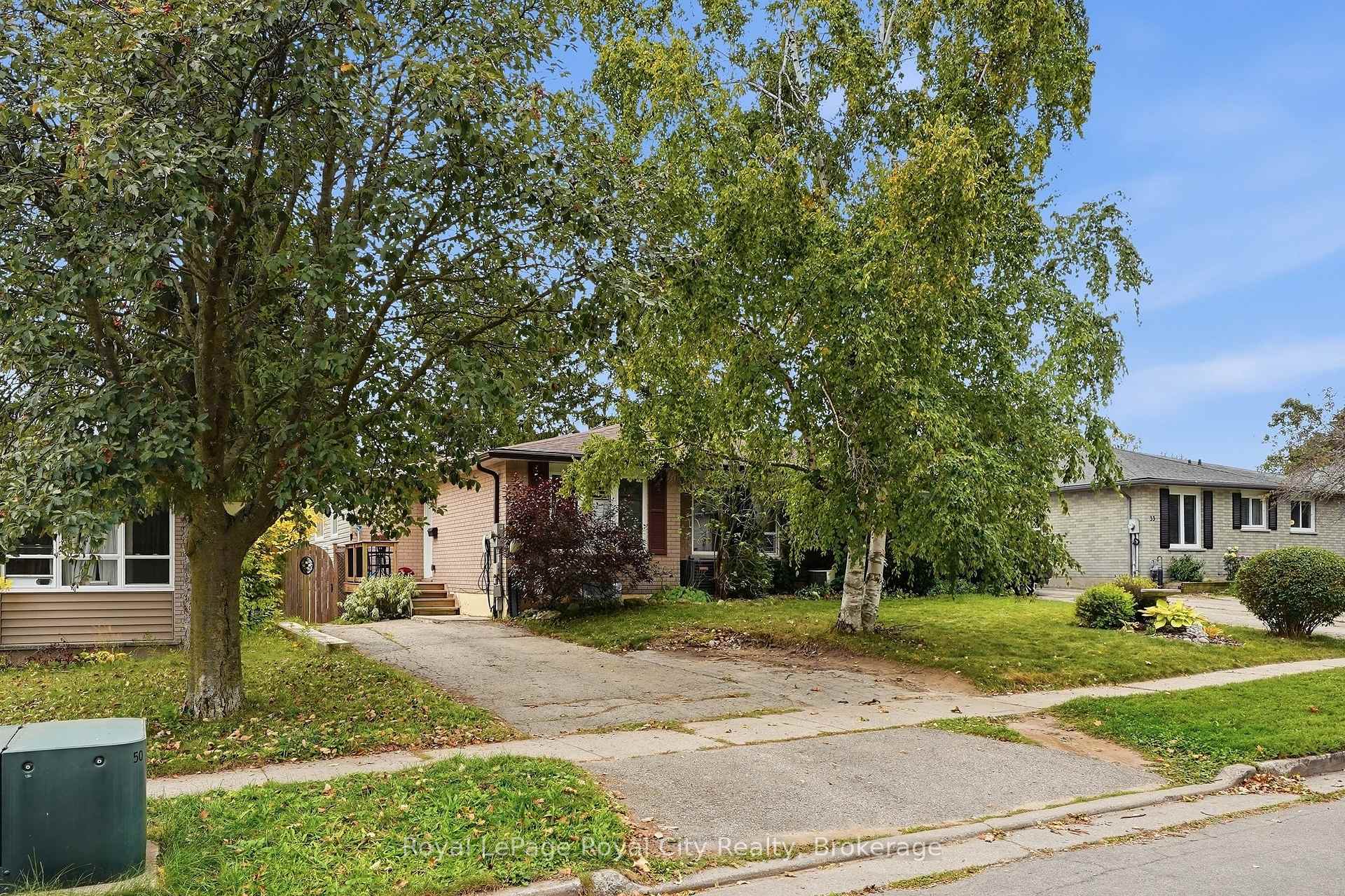 Photo 31 of Unit UPPER, 37 Mcilwraith Crescent, Guelph, Grange Road — HOMEH
