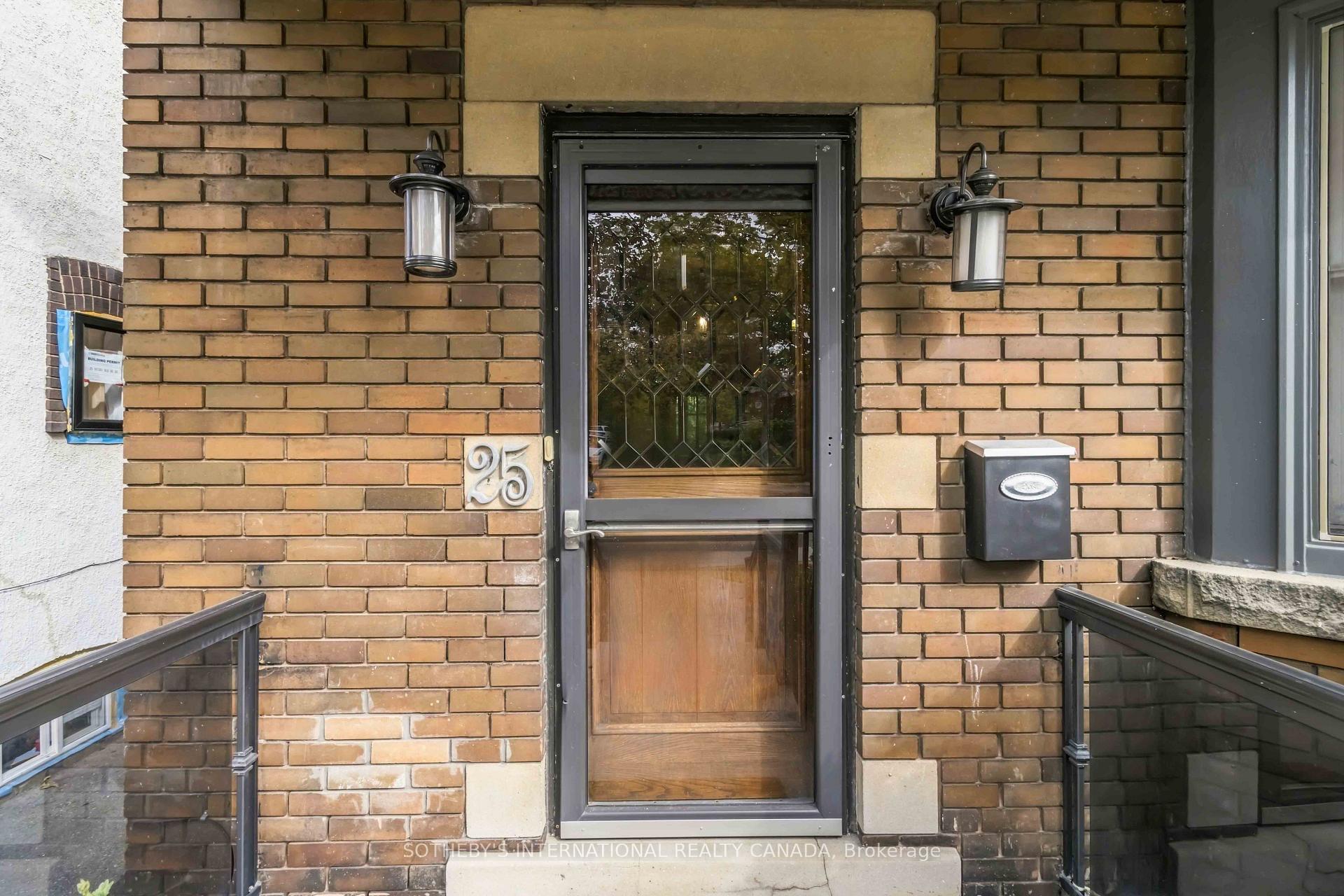 Photo 2 of 25 Cortland Avenue, Toronto, Lawrence Park South — HOMEH
