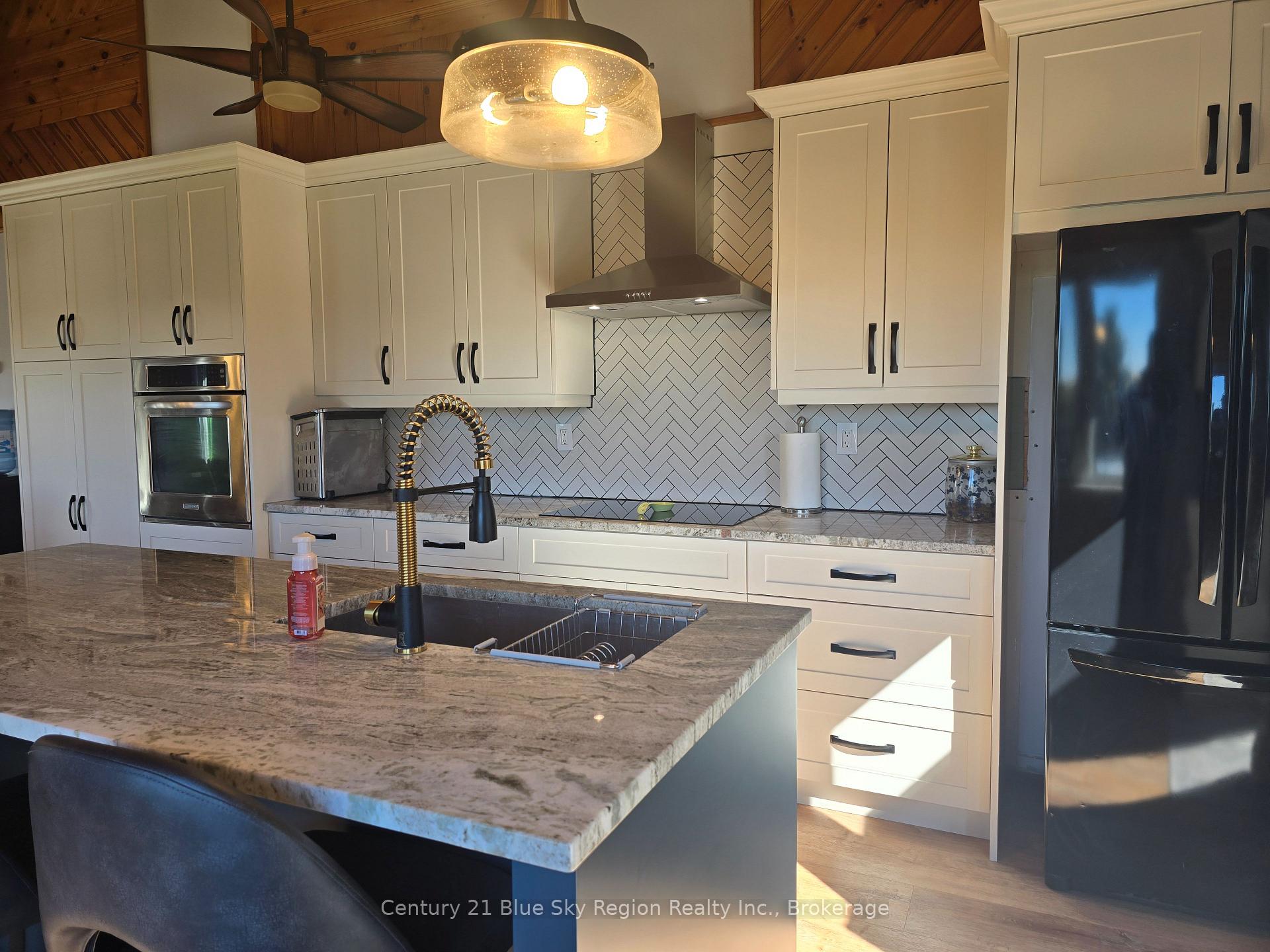 Photo 27 of 203 Labrecque Street, Bonfield — HOMEH