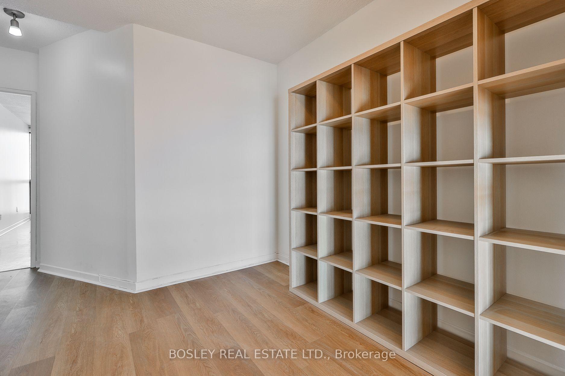Photo 8 of Unit 2825, 33 Harbour Square, Toronto, Waterfront Communities — HOMEH