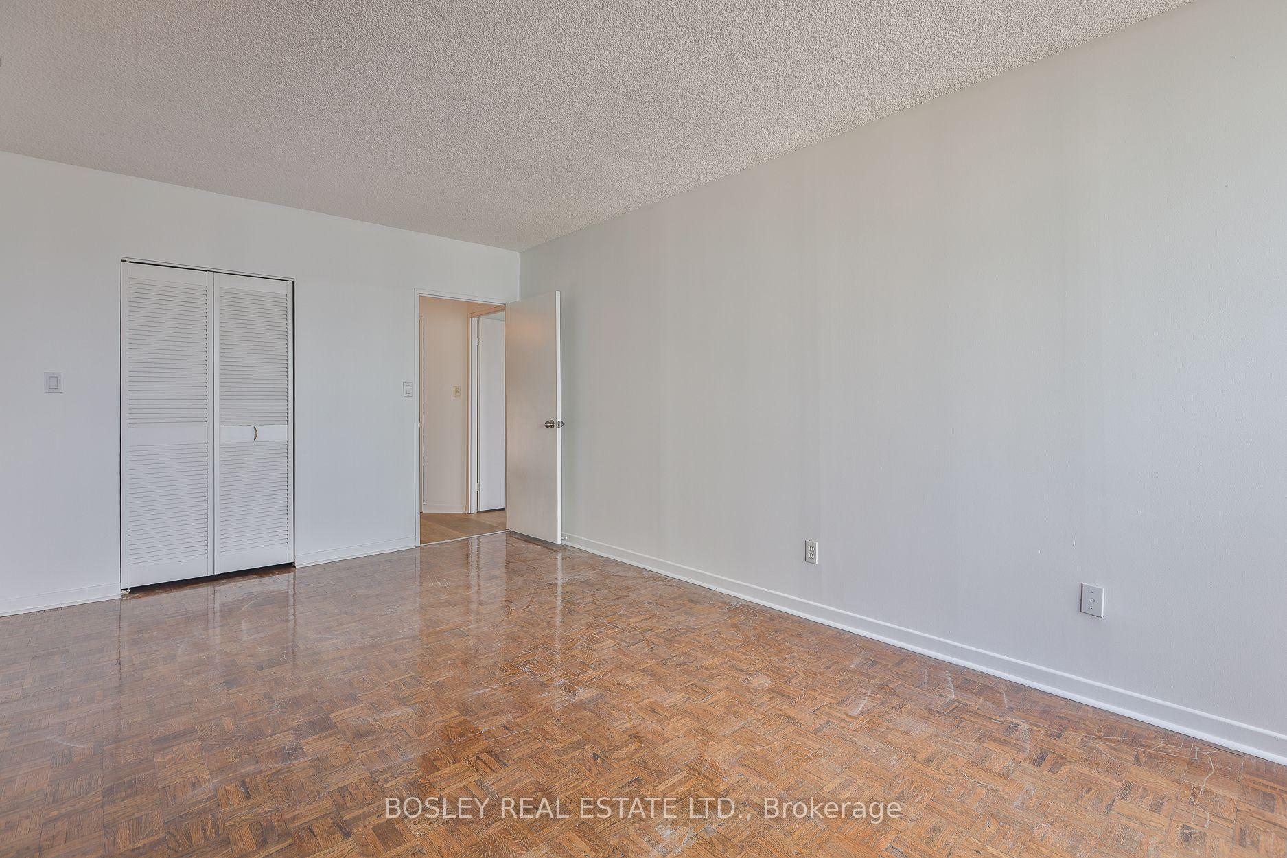 Photo 13 of Unit 2825, 33 Harbour Square, Toronto, Waterfront Communities — HOMEH