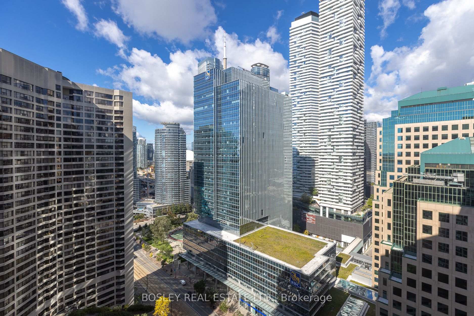 Photo 18 of Unit 2825, 33 Harbour Square, Toronto, Waterfront Communities — HOMEH