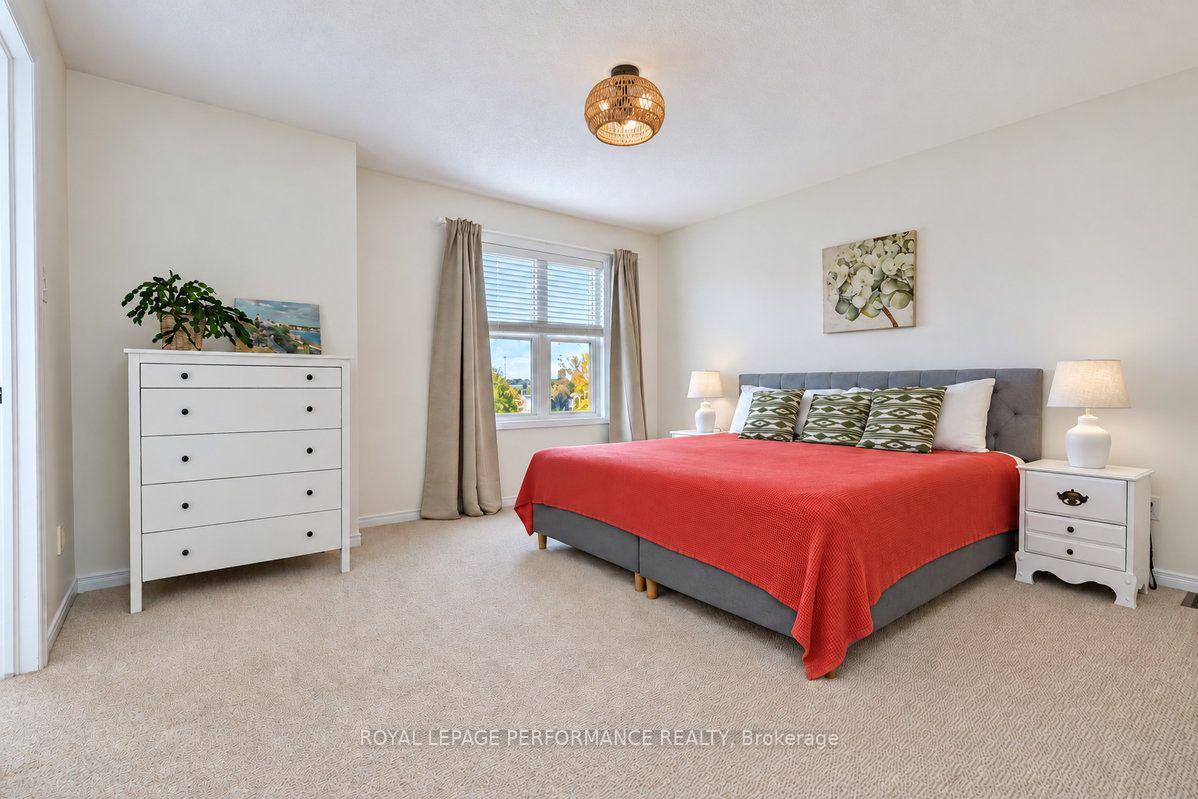Photo 26 of 141 Arcola Private, Ottawa, Overbrook/Castle Heights — HOMEH