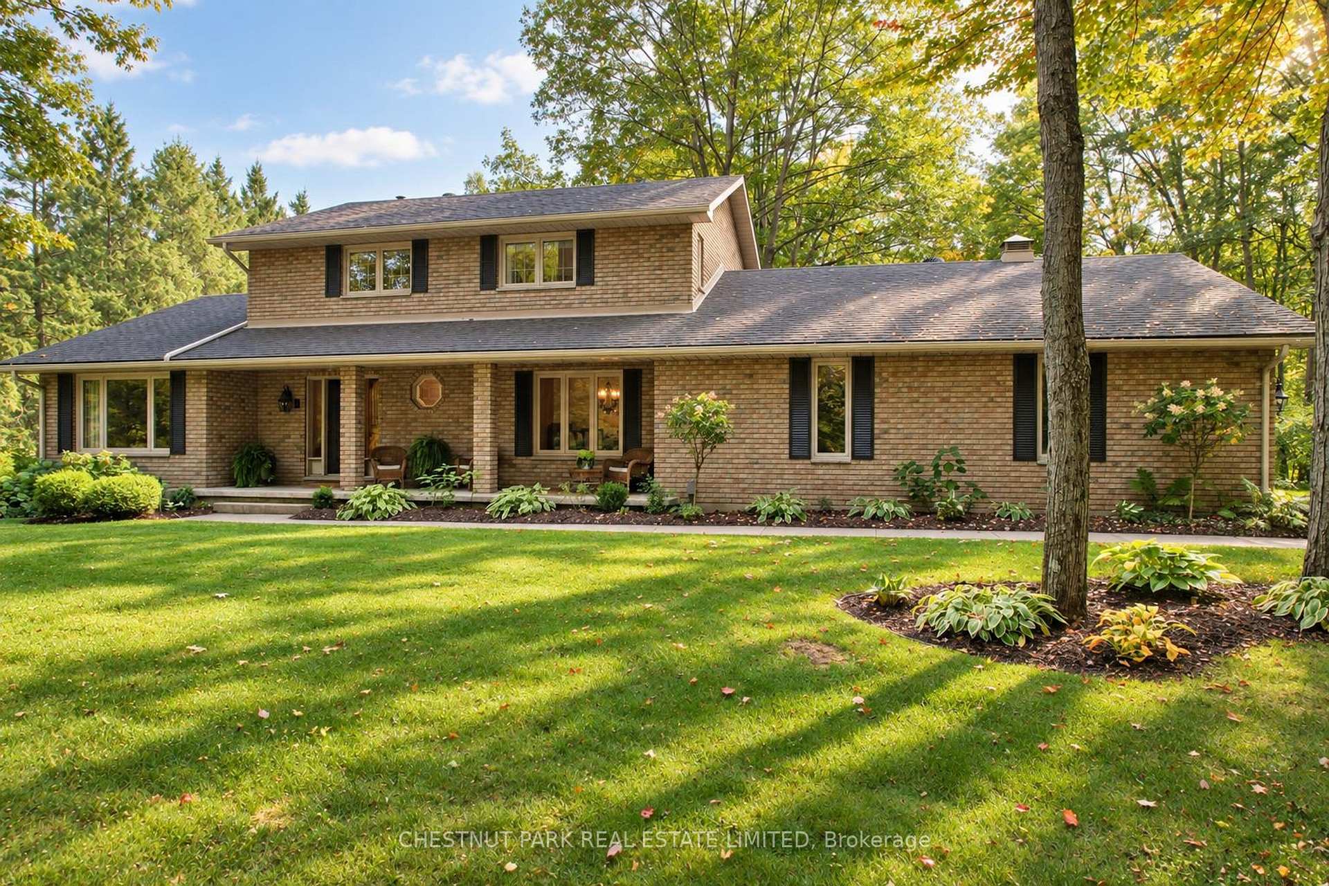 Photo 3 of 9 Mills Circle, Springwater, Midhurst — HOMEH
