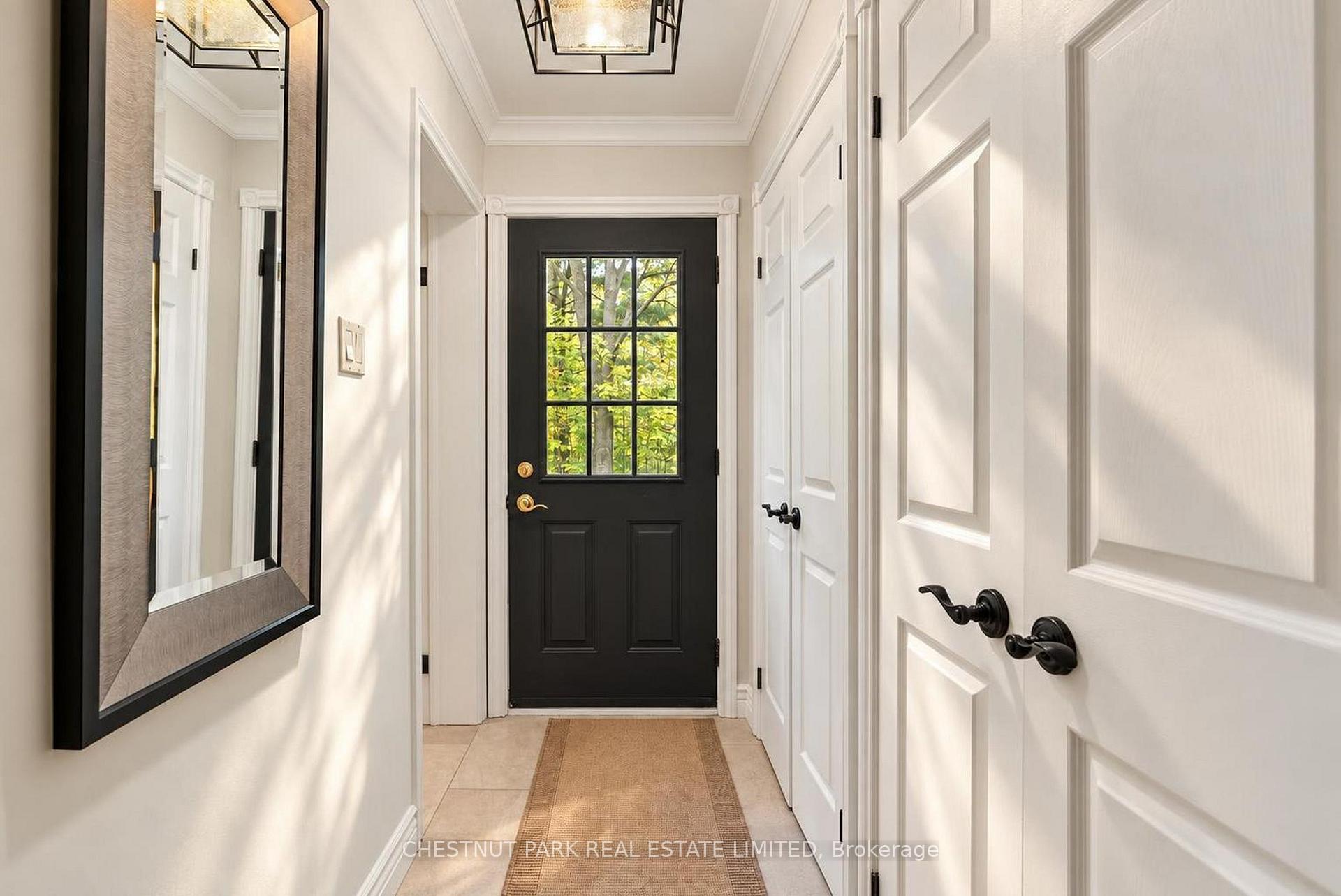 Photo 14 of 9 Mills Circle, Springwater, Midhurst — HOMEH