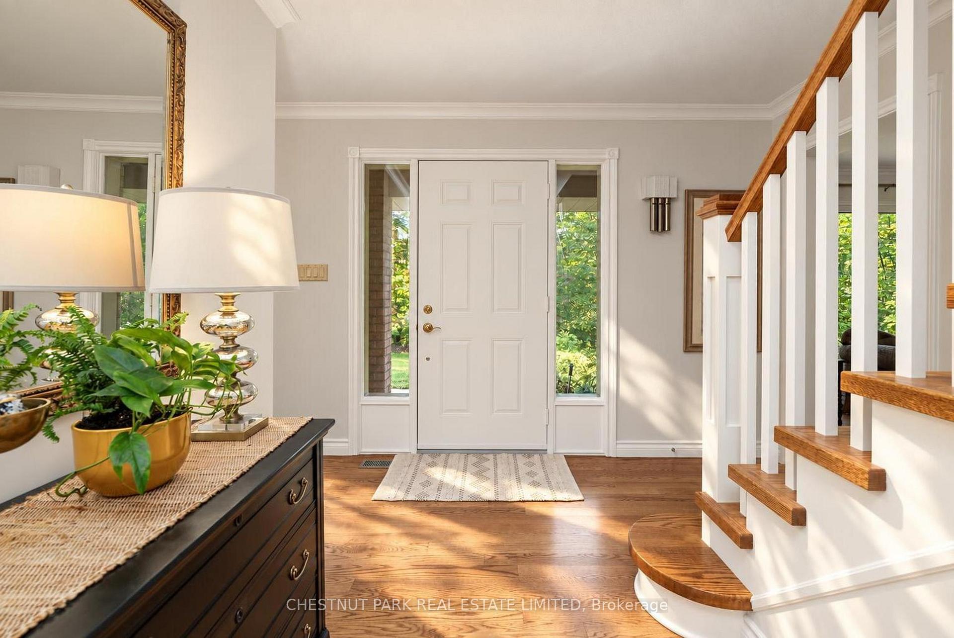 Photo 21 of 9 Mills Circle, Springwater, Midhurst — HOMEH