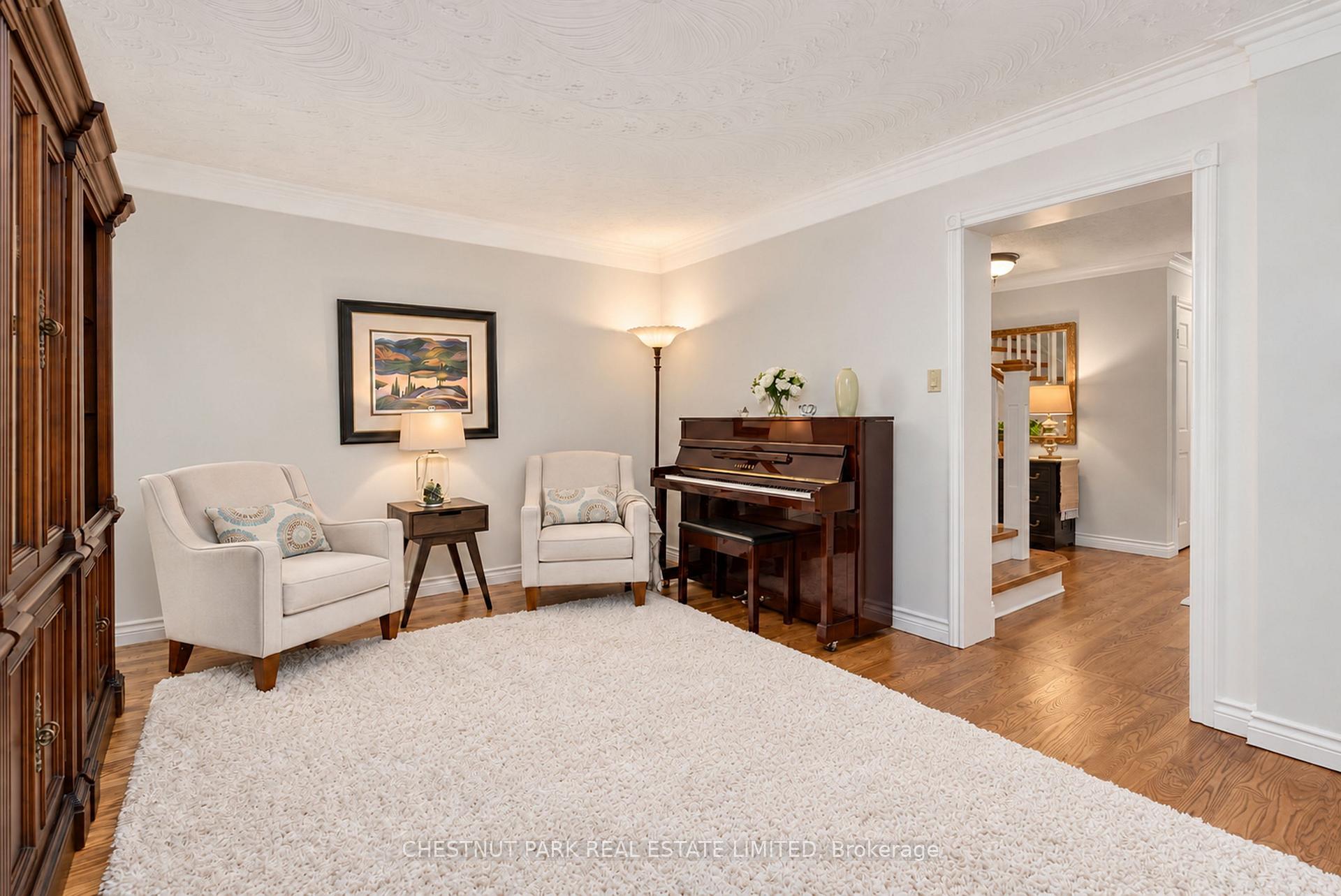 Photo 26 of 9 Mills Circle, Springwater, Midhurst — HOMEH