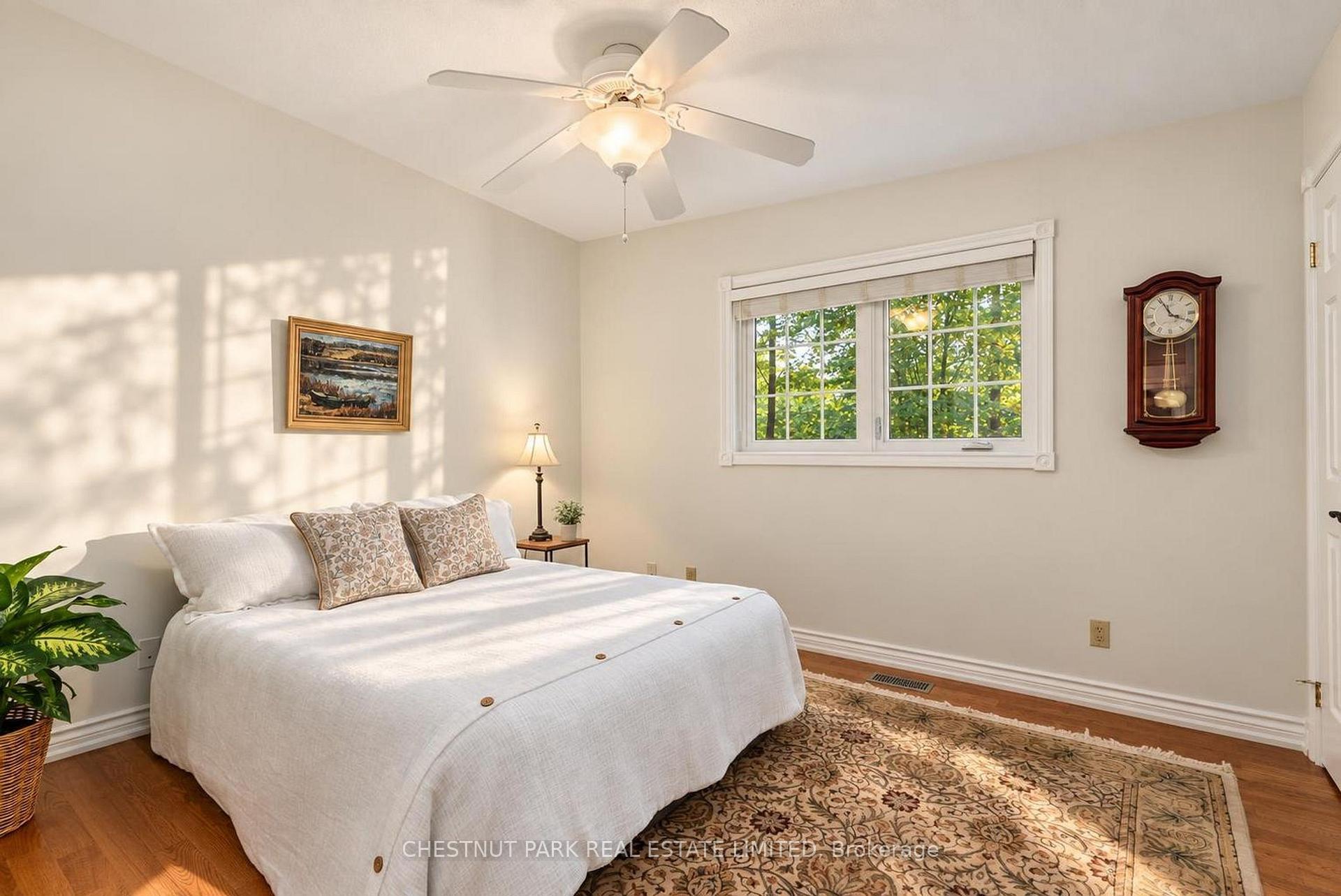 Photo 28 of 9 Mills Circle, Springwater, Midhurst — HOMEH