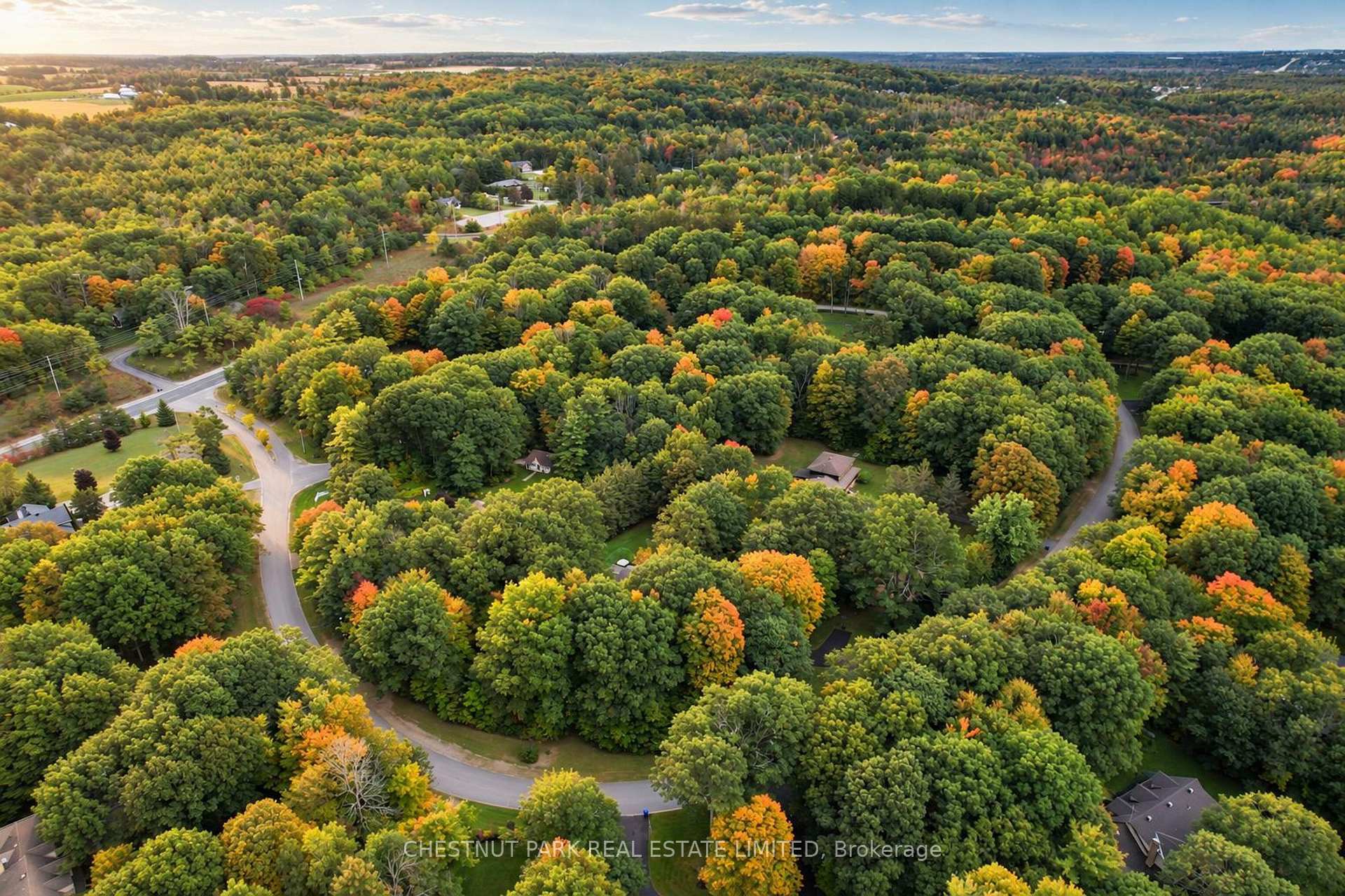 Photo 54 of 9 Mills Circle, Springwater, Midhurst — HOMEH
