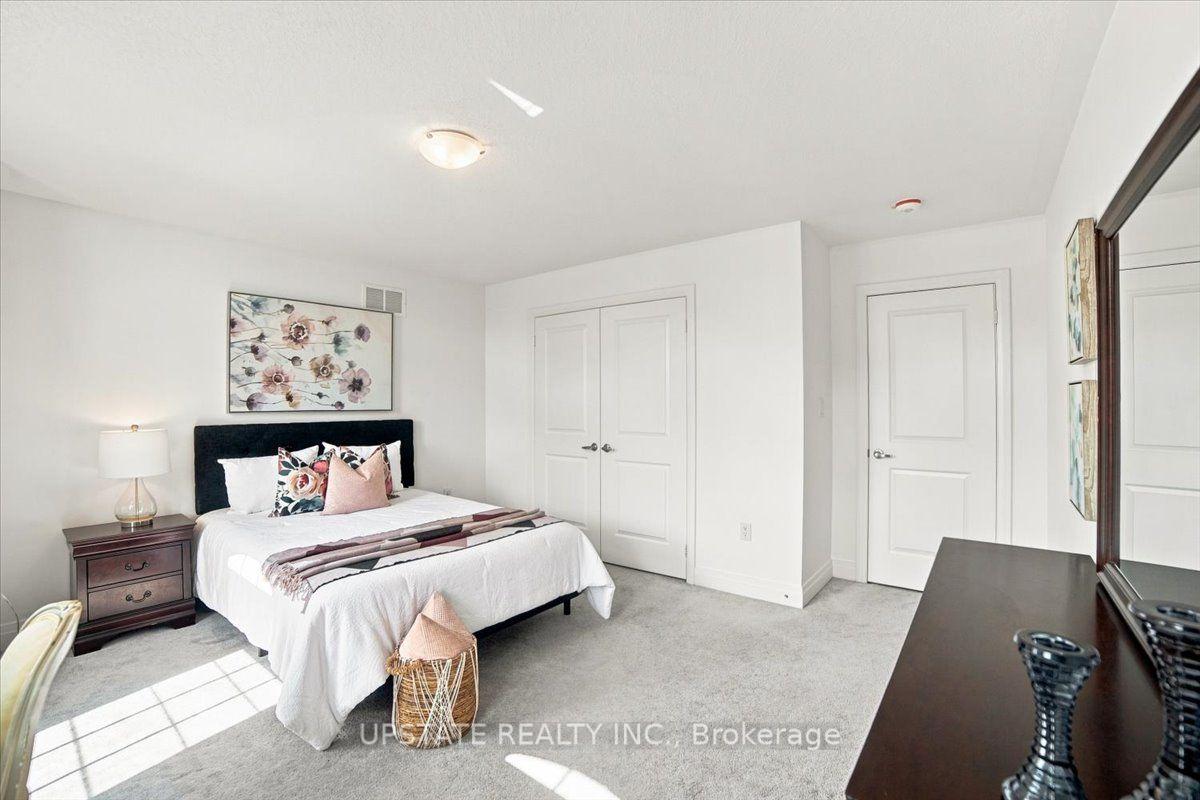 Photo 25 of 18 Blenheim Circle, Whitby, Rural Whitby — HOMEH