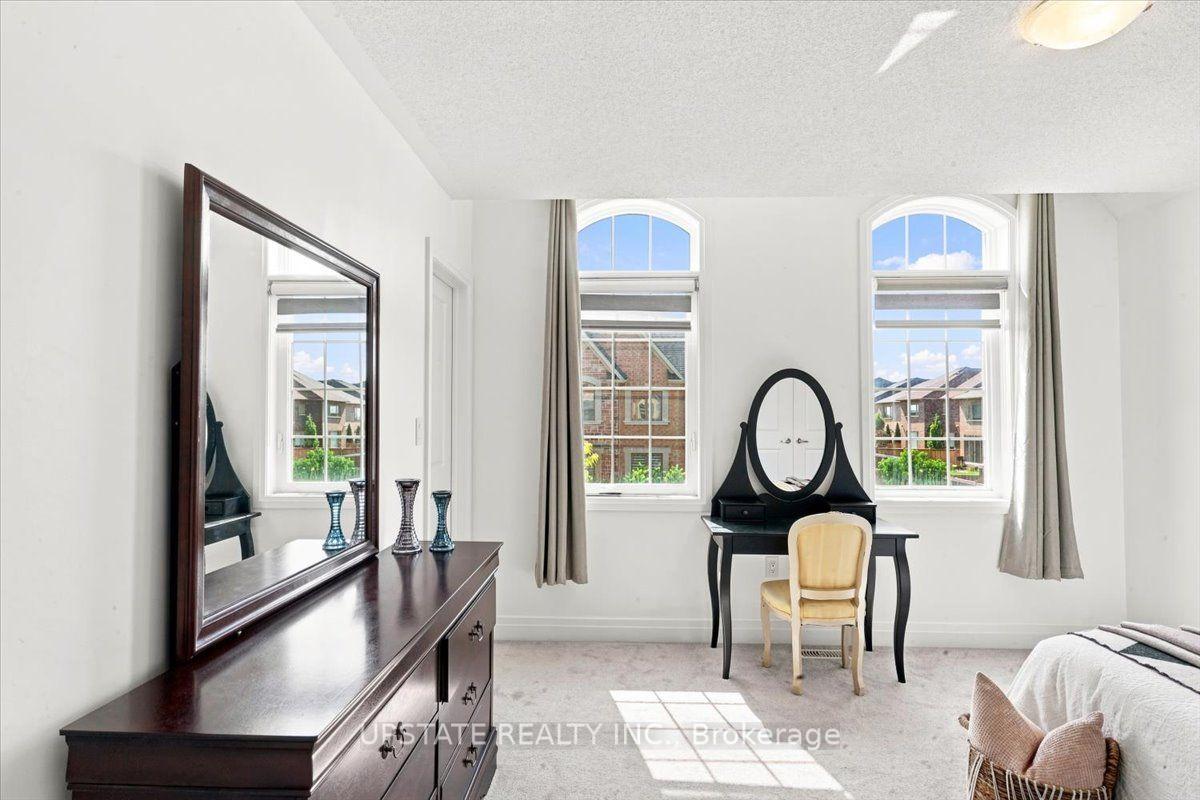Photo 38 of 18 Blenheim Circle, Whitby, Rural Whitby — HOMEH
