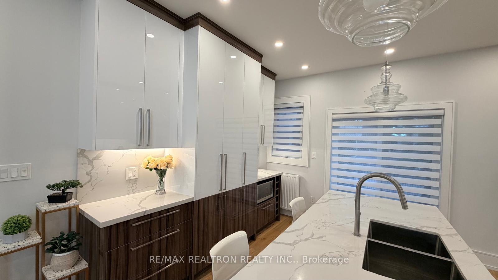 Photo 14 of 237 Melita Avenue, Toronto, Wychwood — HOMEH