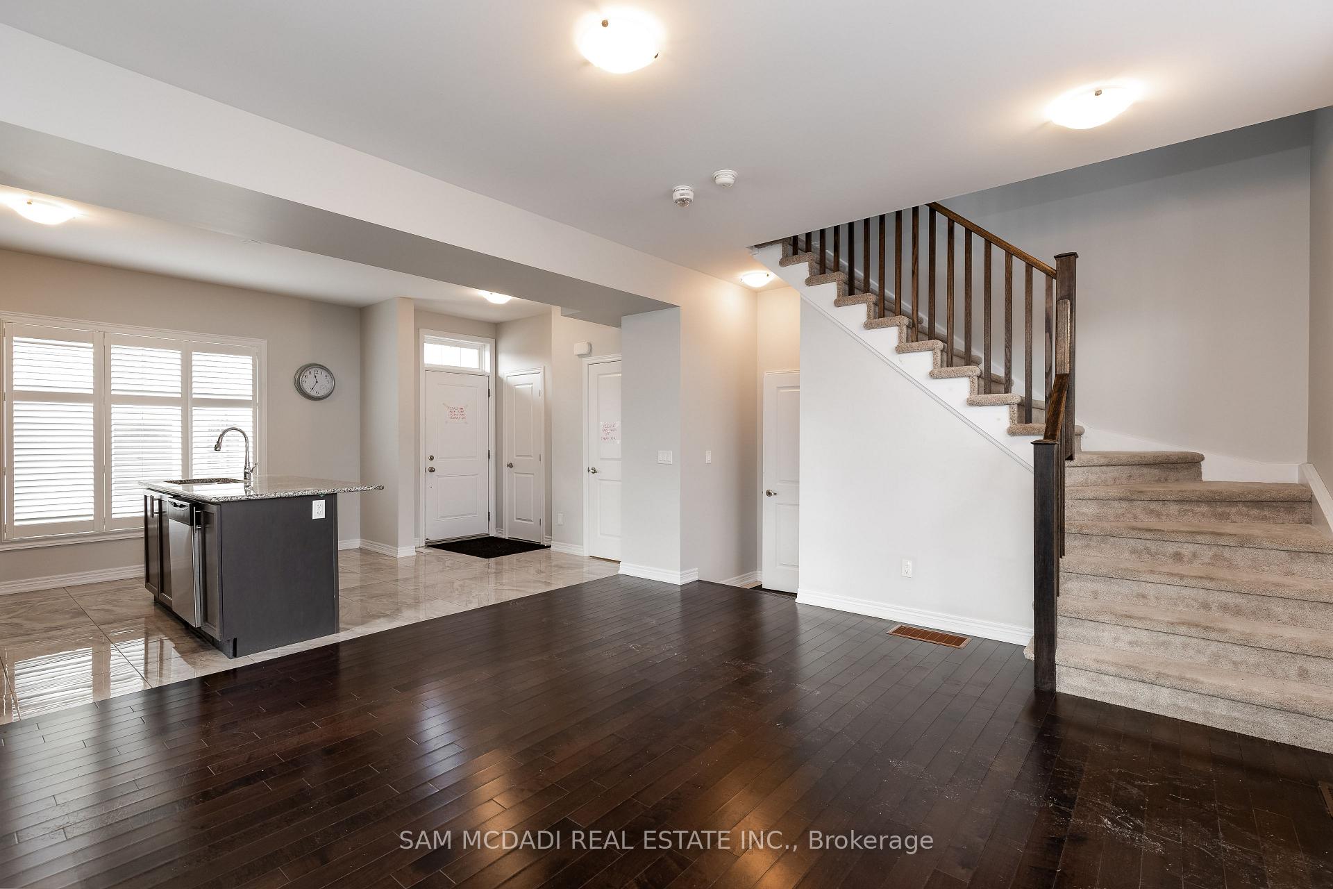 Photo 7 of 2314 Natasha Circle, Oakville, Bronte Creek — HOMEH