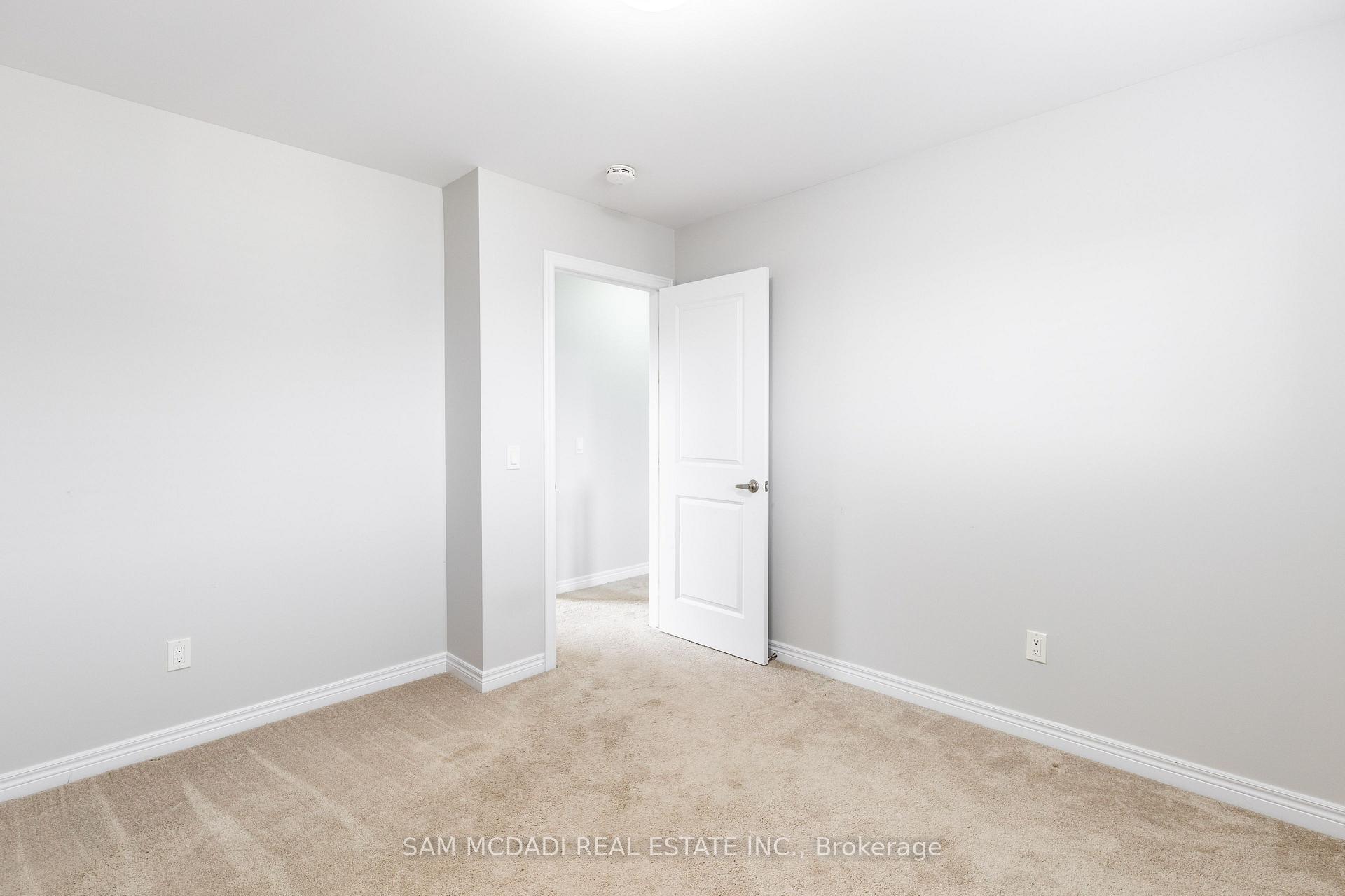 Photo 14 of 2314 Natasha Circle, Oakville, Bronte Creek — HOMEH