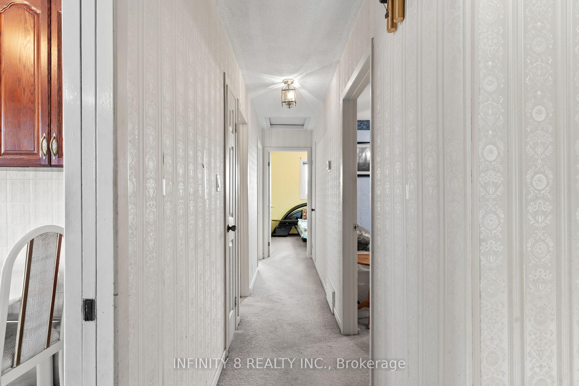 Photo 17 of 6918 Casey Street, Niagara Falls, Casey — HOMEH