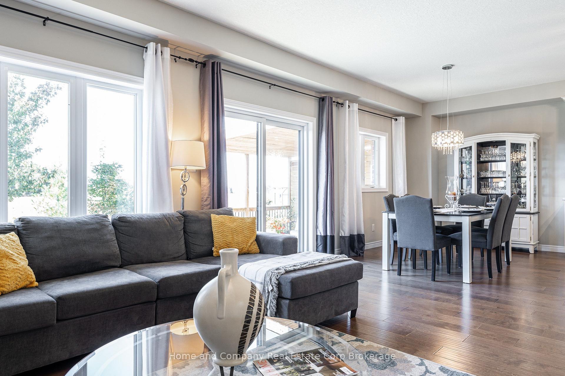 Photo 4 of 74 Ahrens Drive, Stratford — HOMEH