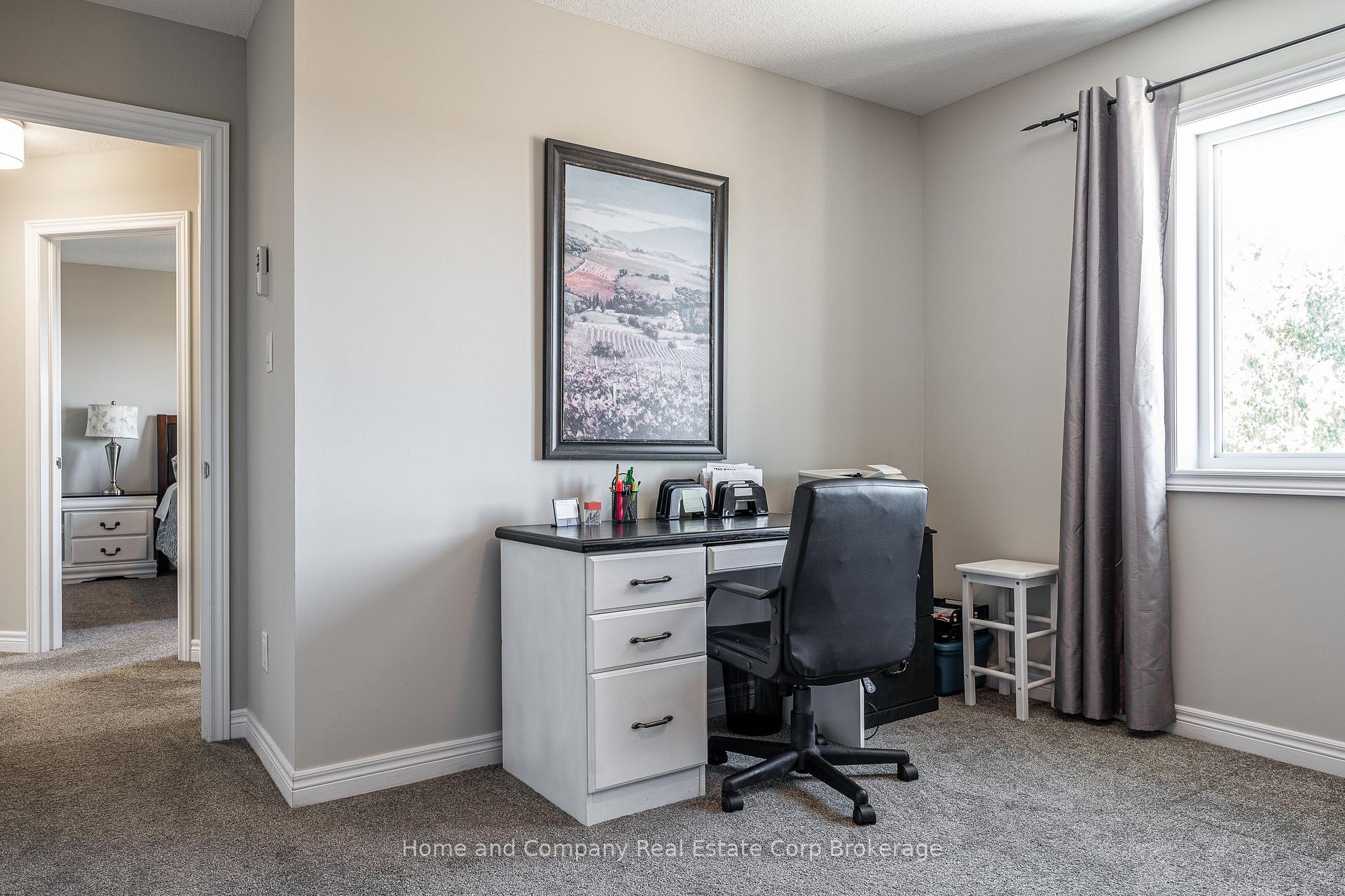 Photo 24 of 74 Ahrens Drive, Stratford — HOMEH