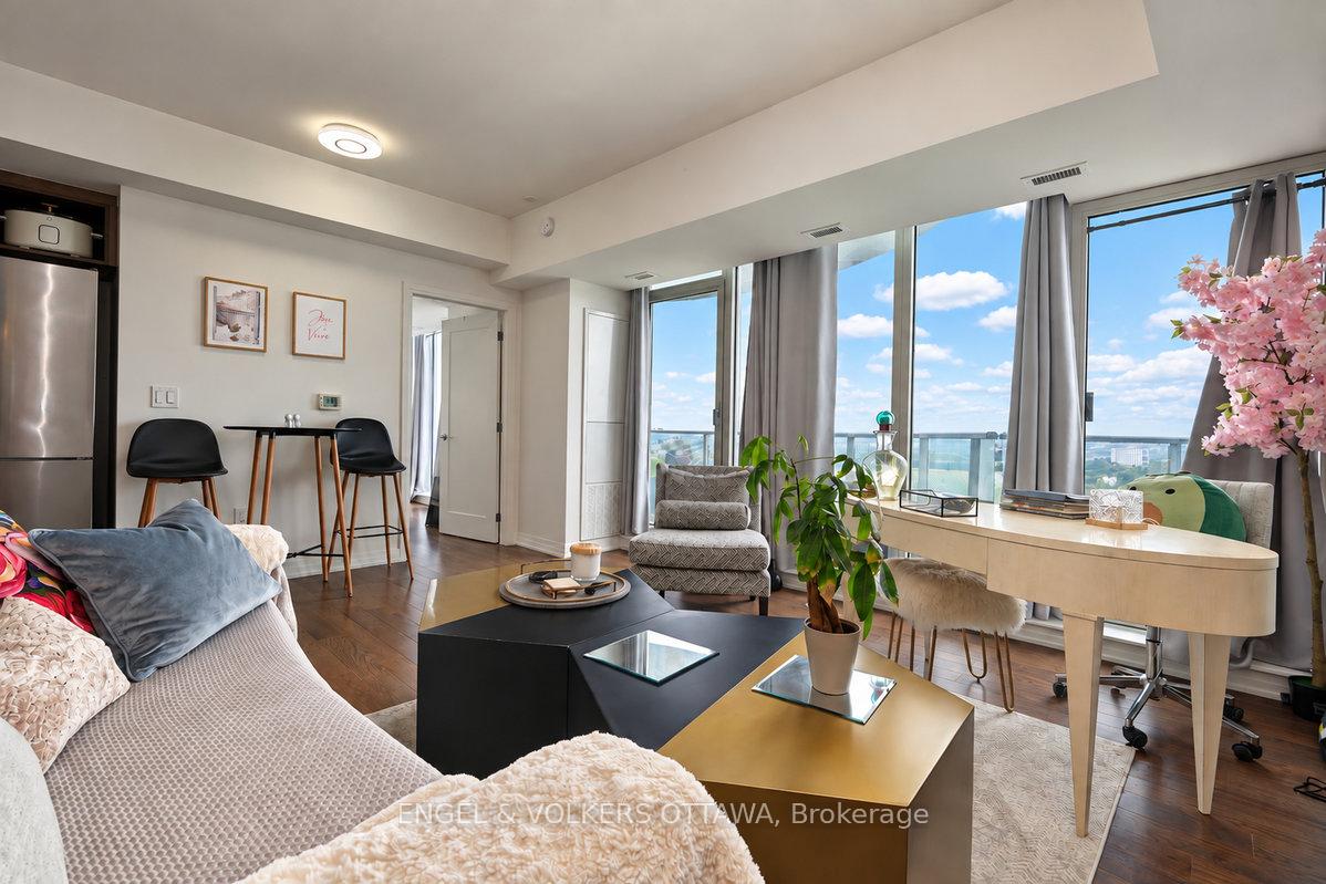 Photo 7 of Unit 1507, 805 Carling Avenue, Ottawa, West Centre Town — HOMEH