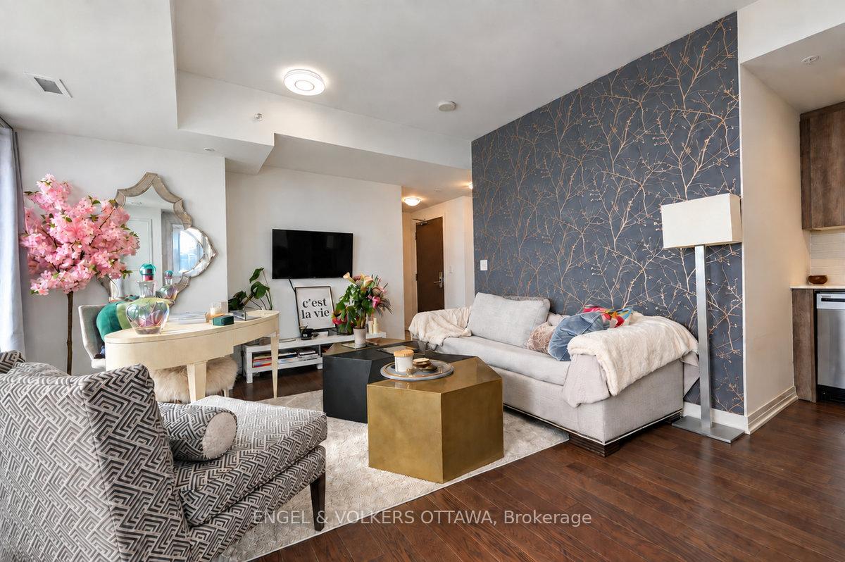 Photo 9 of Unit 1507, 805 Carling Avenue, Ottawa, West Centre Town — HOMEH