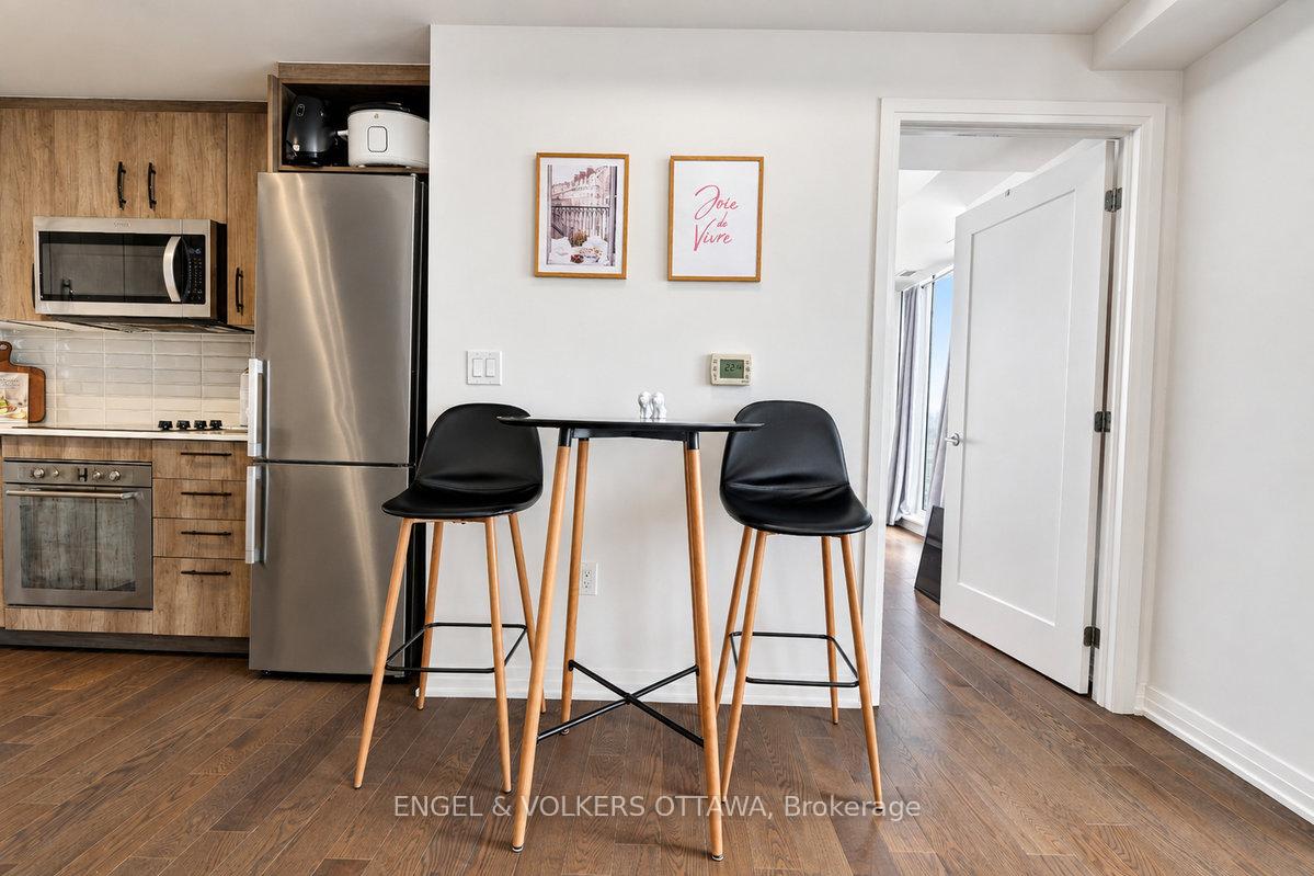 Photo 10 of Unit 1507, 805 Carling Avenue, Ottawa, West Centre Town — HOMEH