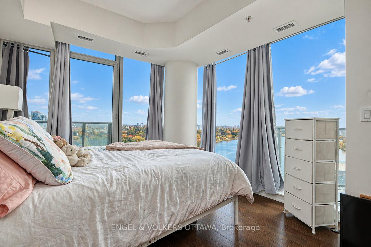 Photo 17 of Unit 1507, 805 Carling Avenue, Ottawa, West Centre Town — HOMEH