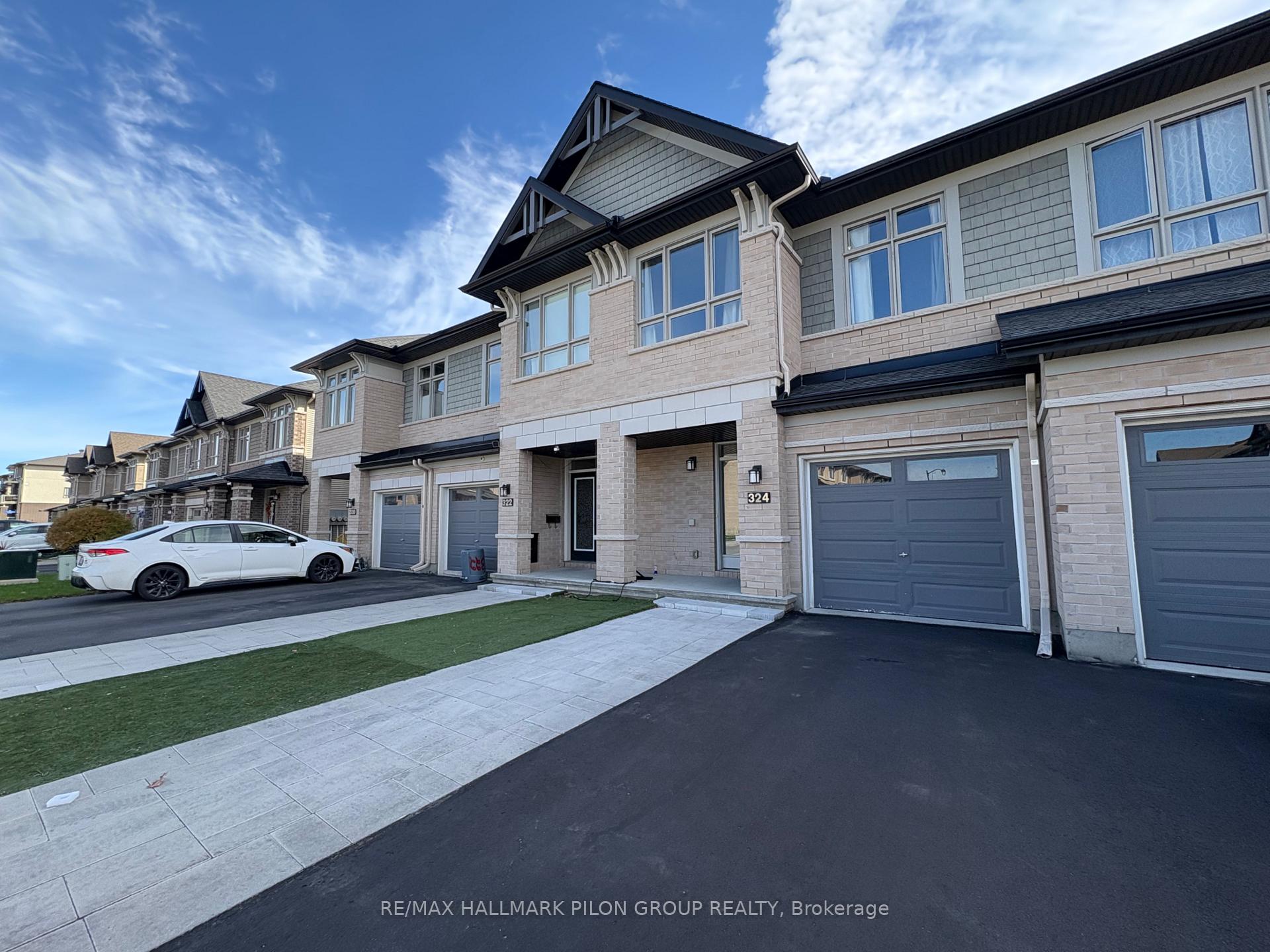 Photo of 324 Rainrock Crescent