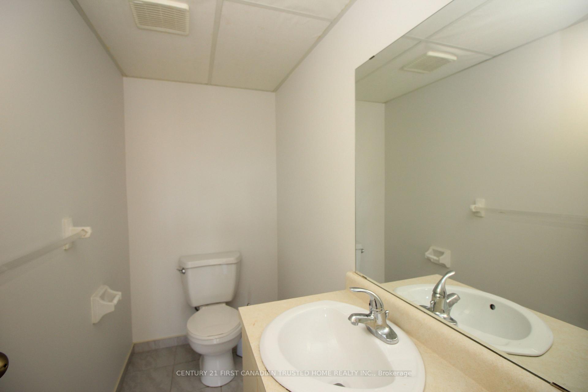 Photo 8 of Unit 209, 521 Riverside Drive, London, North P — HOMEH