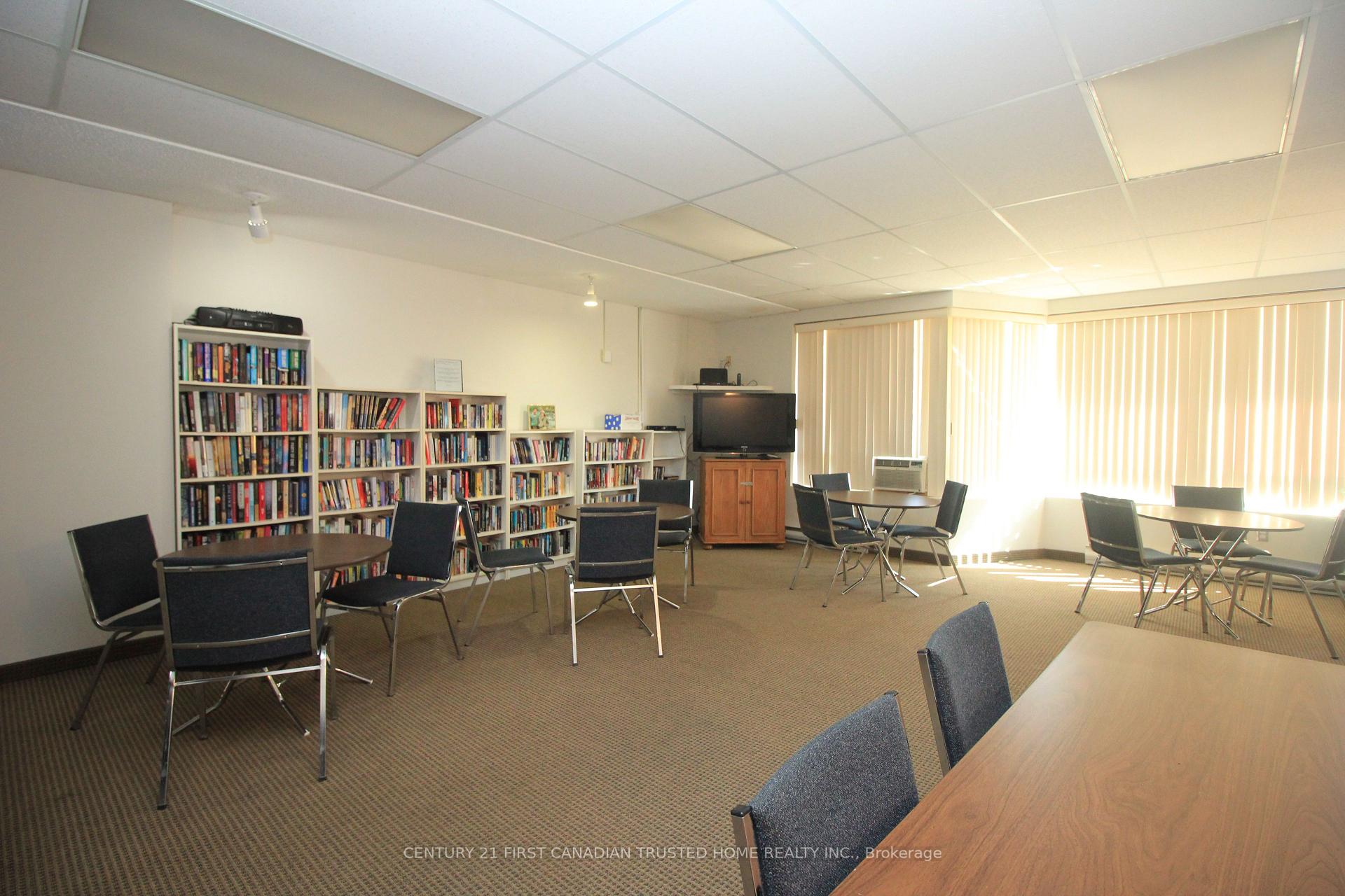 Photo 10 of Unit 209, 521 Riverside Drive, London, North P — HOMEH