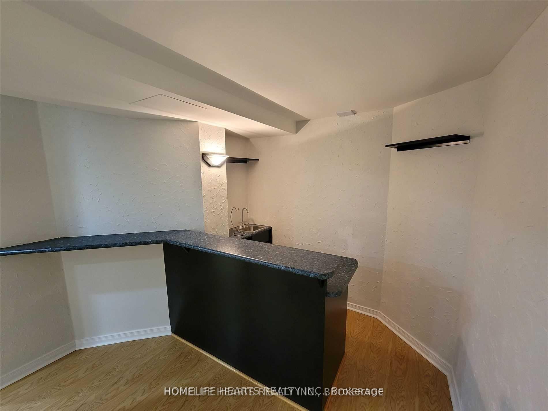 Photo 11 of 6519 Sapling Trail, Mississauga, Lisgar — HOMEH