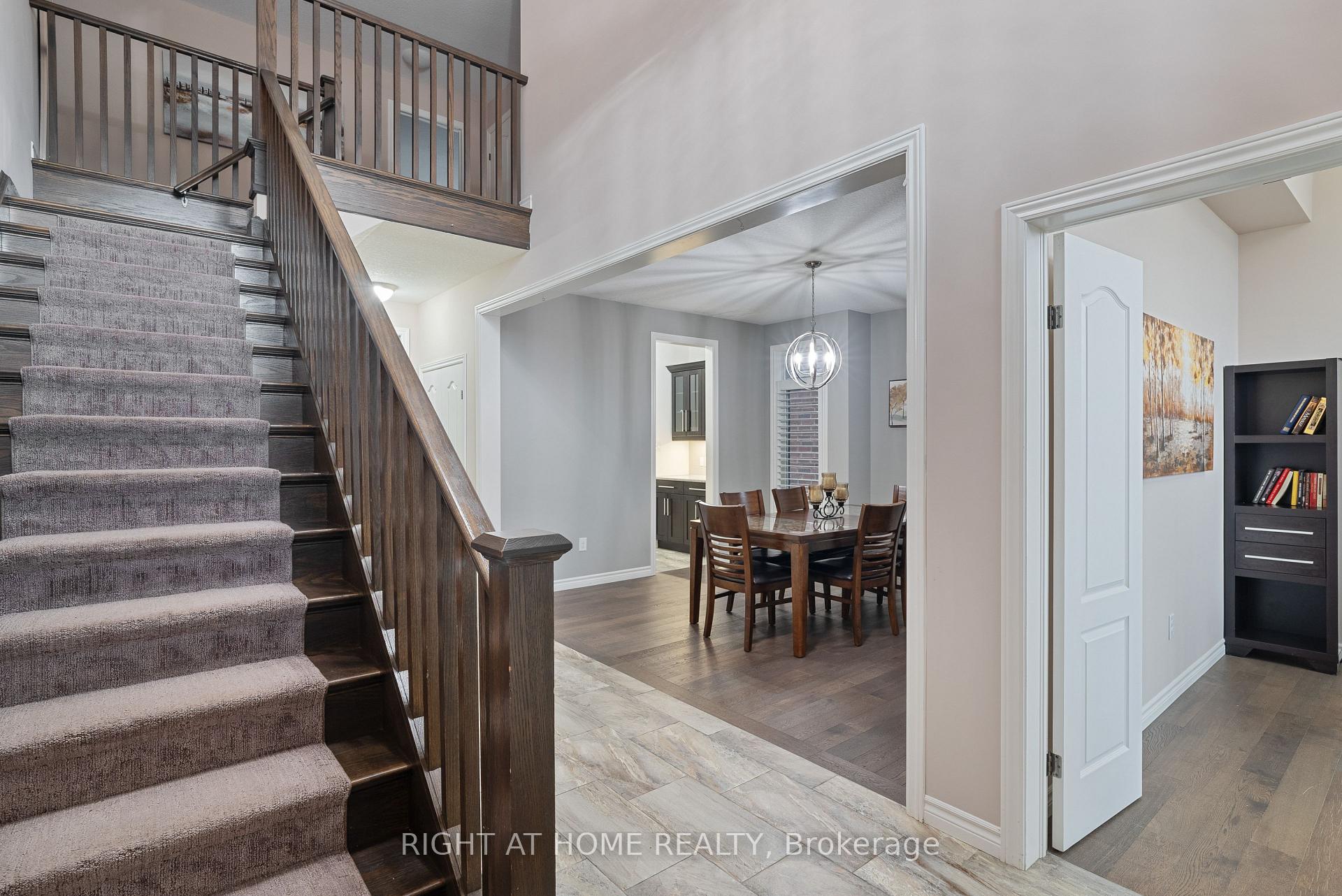 Photo 4 of 624 Superior Drive, London, North B — HOMEH