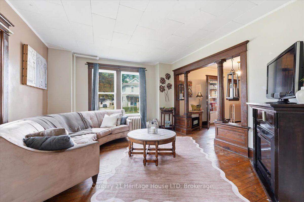 Photo 7 of 17 Elizabeth Street E, Welland, Prince Charles — HOMEH