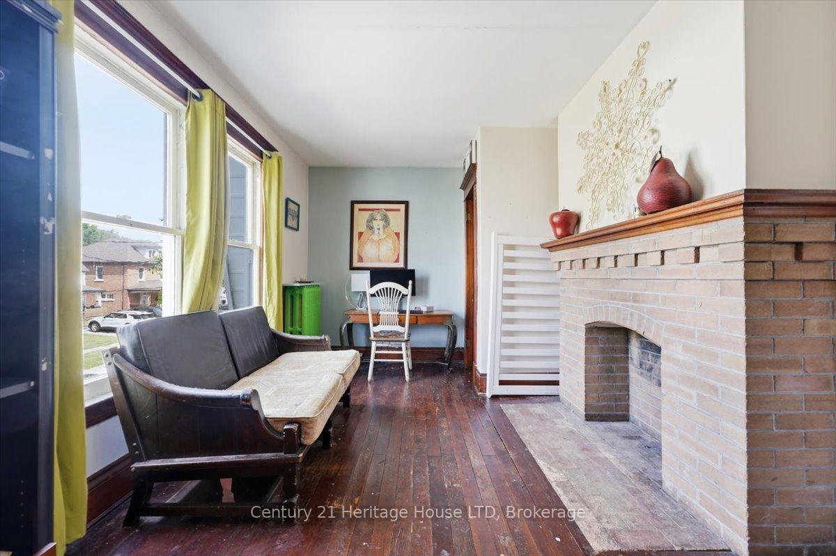 Photo 16 of 17 Elizabeth Street E, Welland, Prince Charles — HOMEH