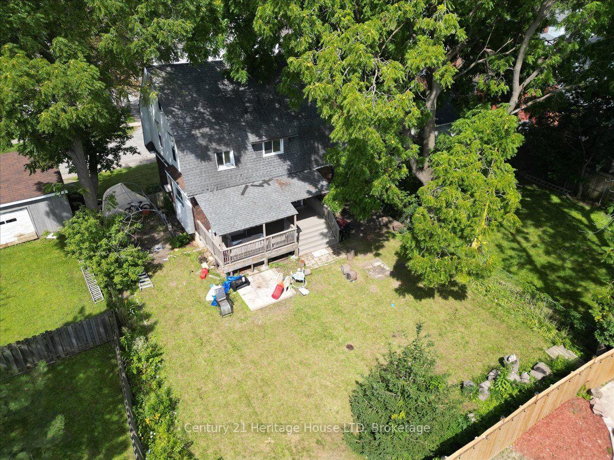 Photo 30 of 17 Elizabeth Street E, Welland, Prince Charles — HOMEH