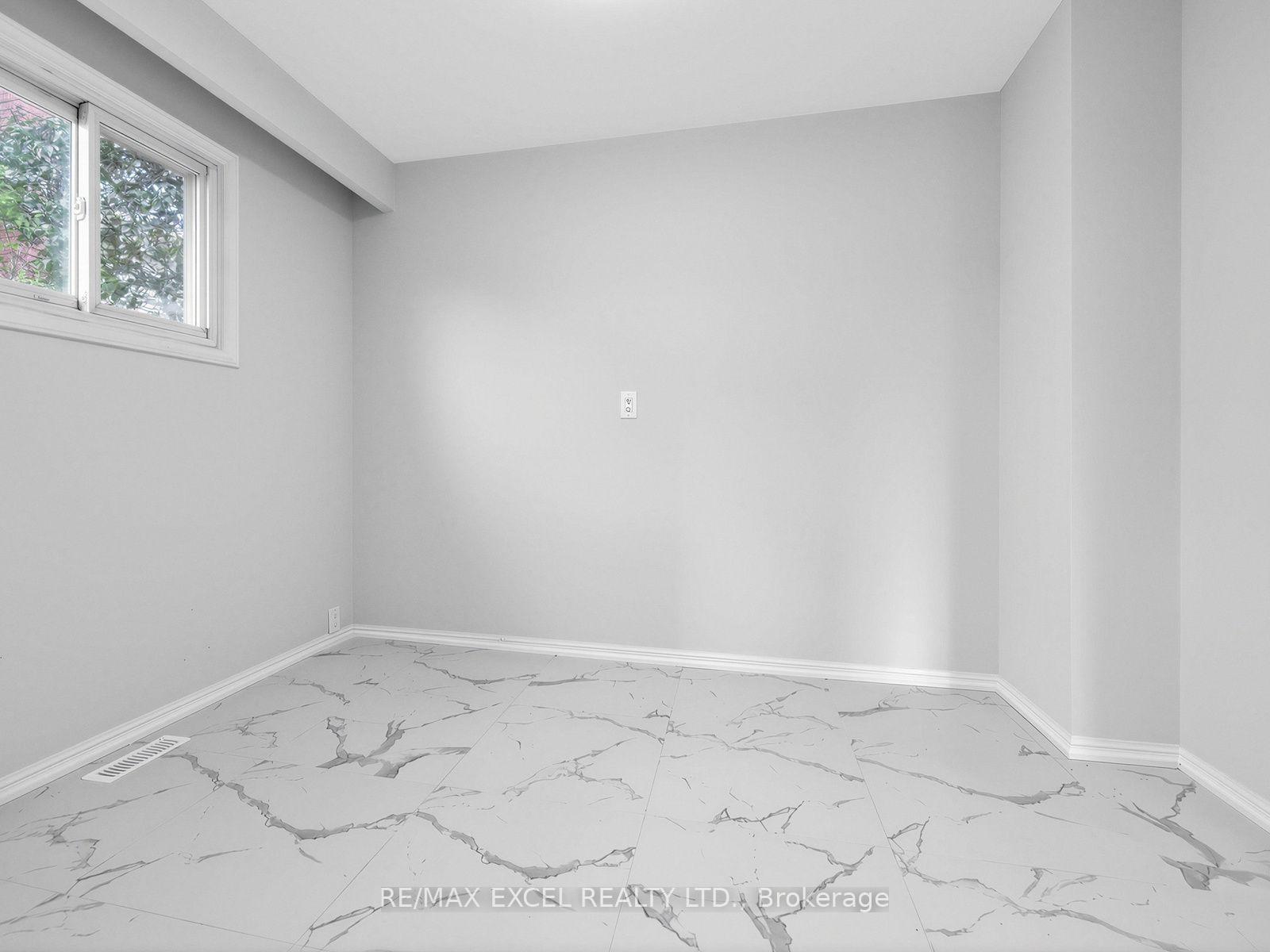 Photo 14 of 25 Grand Place, Barrie, Allandale Heights — HOMEH