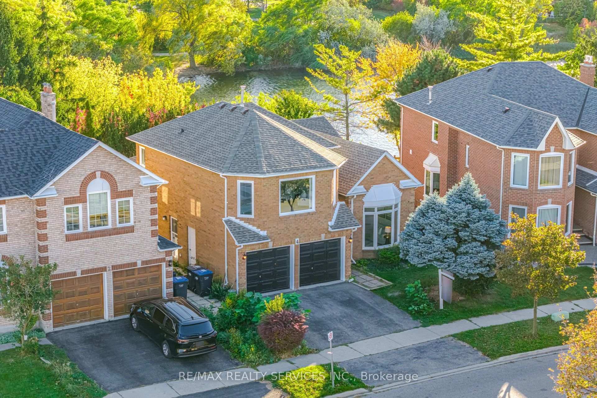 Photo 3 of 4 Leeward Drive, Brampton, Westgate — HOMEH