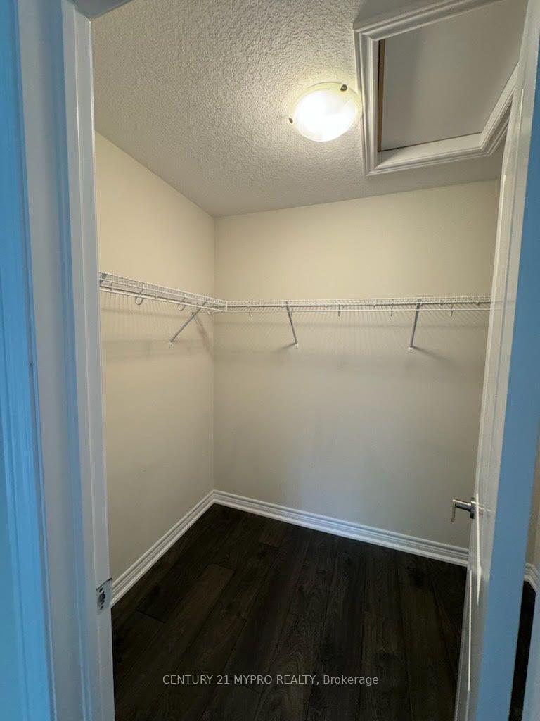 Photo 11 of Unit #47, 10 Birmingham Drive, Cambridge, Hillcrest/Forbes Park — HOMEH