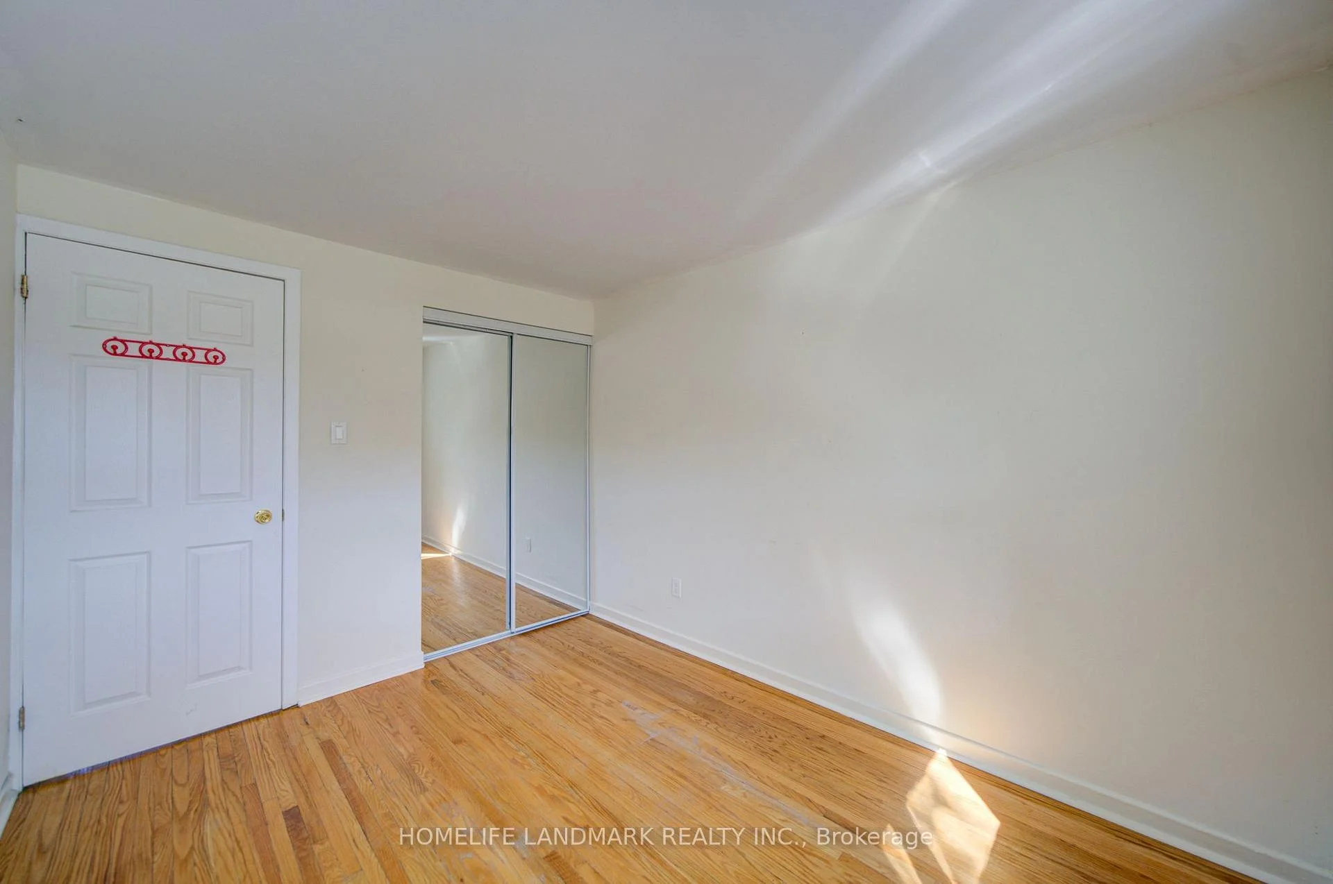Photo 17 of 110 Purpledusk Trail, Scarborough, Morningside — HOMEH